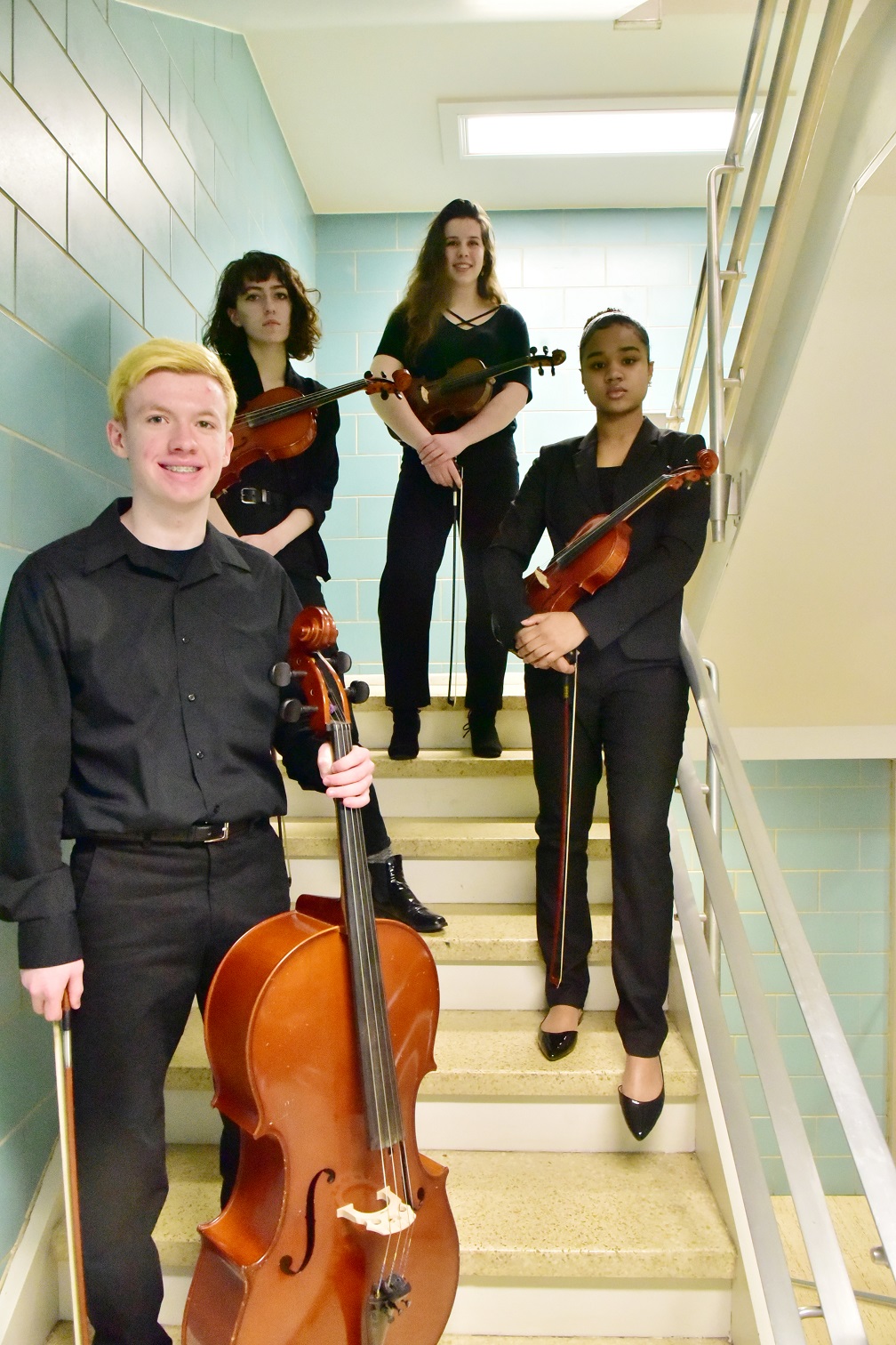 Kalamazoo Loy Norrix High School String Quartet joins cover band tour