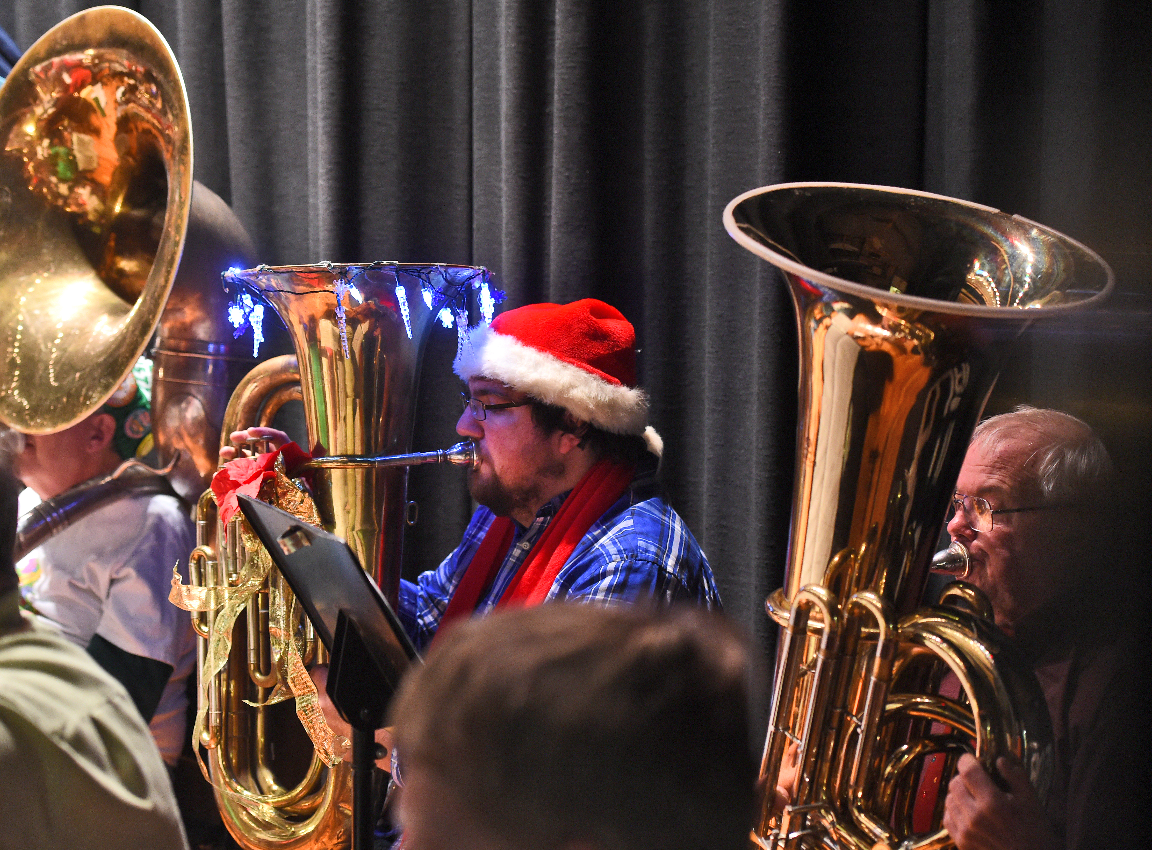 Tuba Christmas 2022 Philadelphia Annual Tuba Christmas Celebrated In Syracuse (Photos) - Syracuse.com