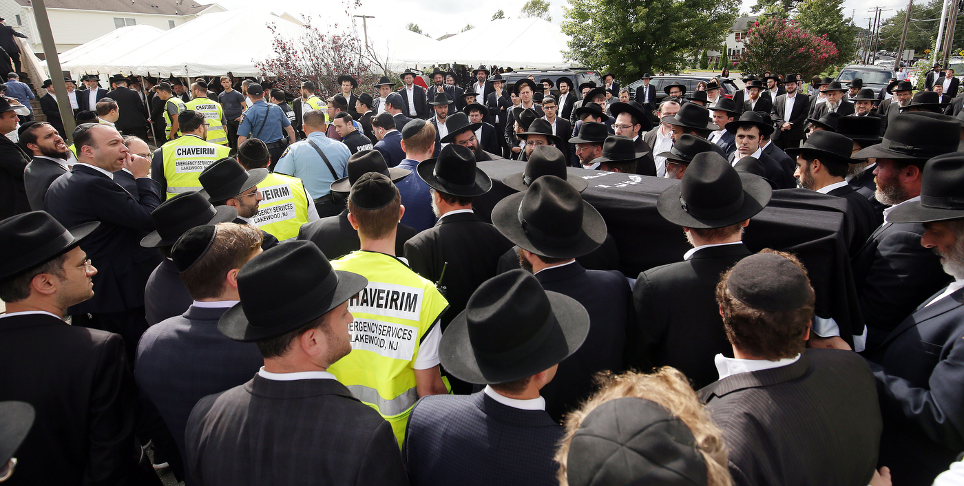 Funeral for Rabbi Shlomo Gissinger Zatzal. Sept. 13, 2019