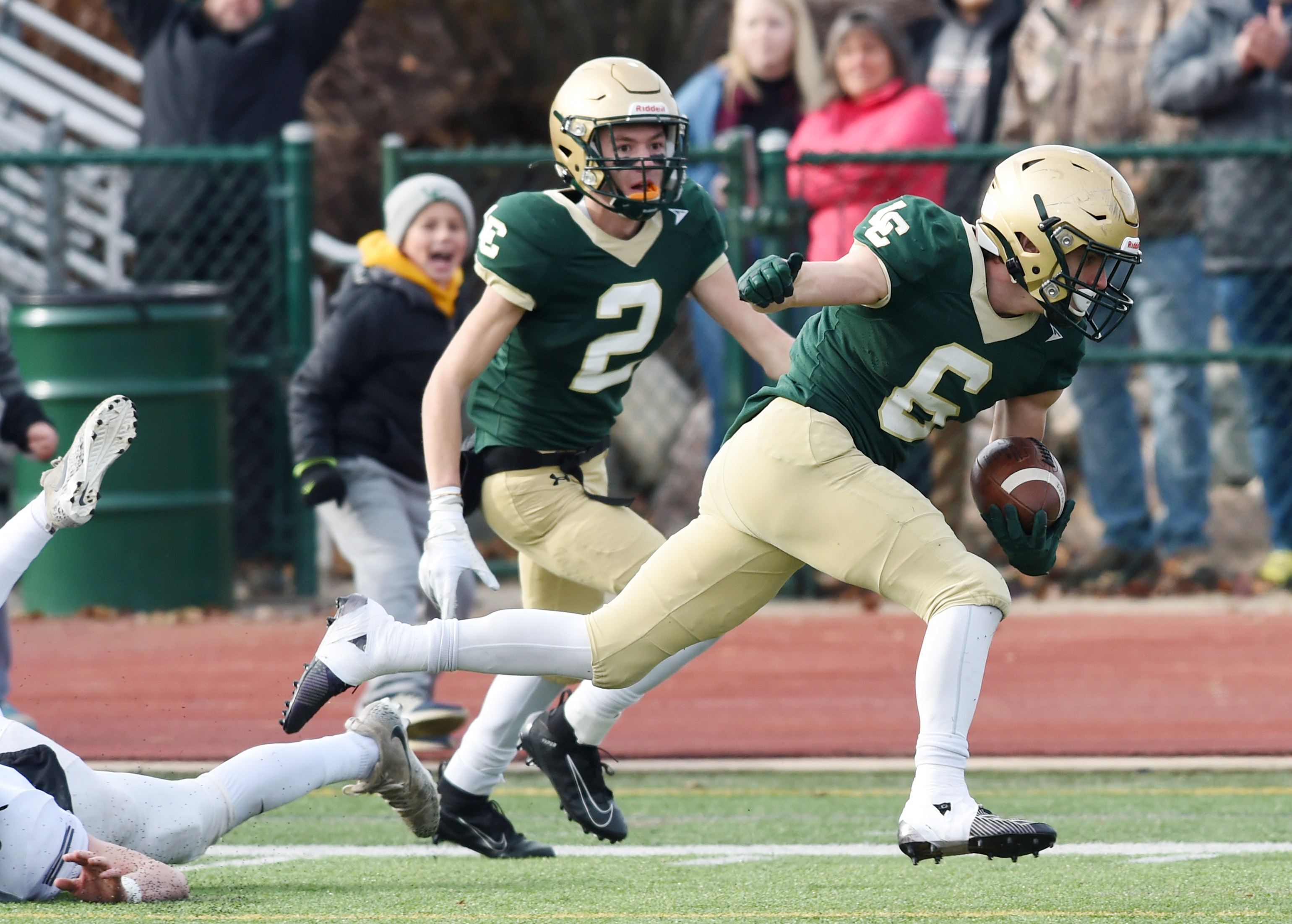 Lumen Christi takes on Cass City in Division 7 football semifinal