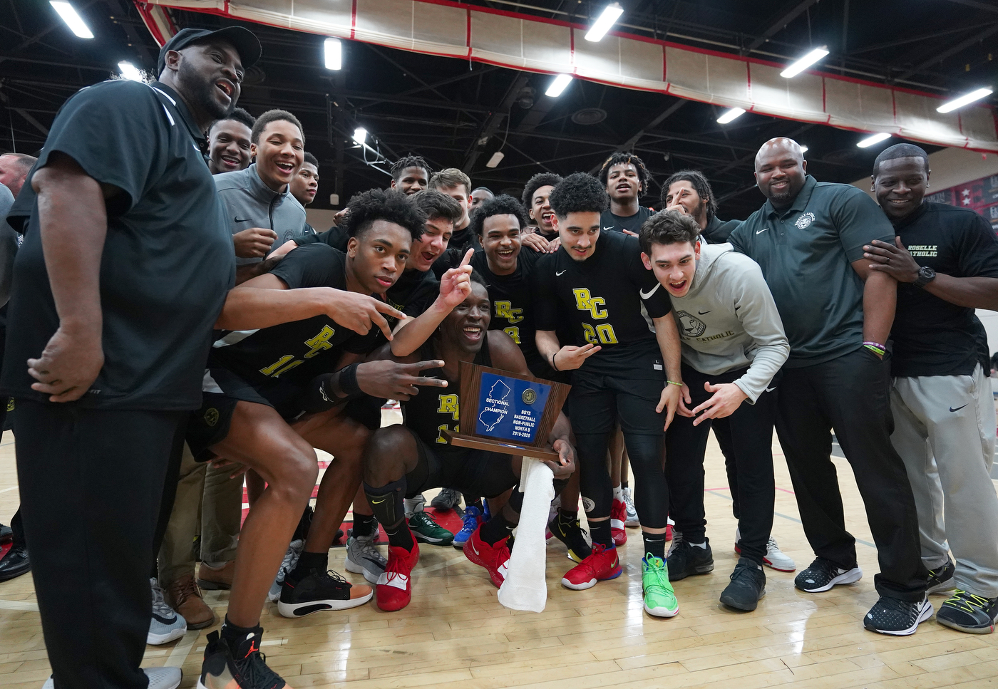 Roselle Catholic boys basketball plays Gill St. Bernard's in North ...