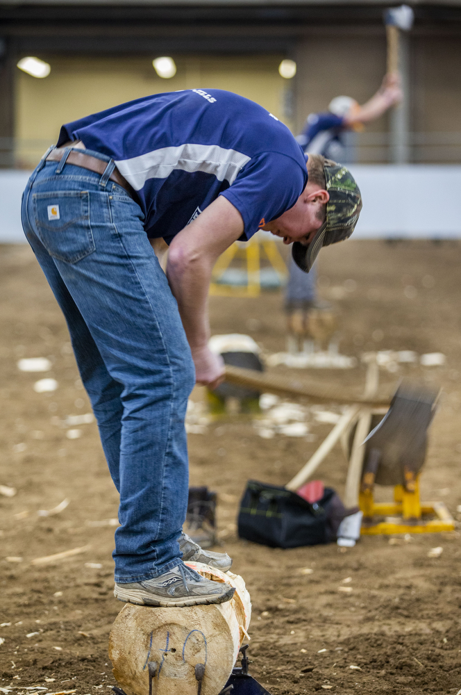 Lumberjacks compete at the 2019 Pennsylvania Farm Show