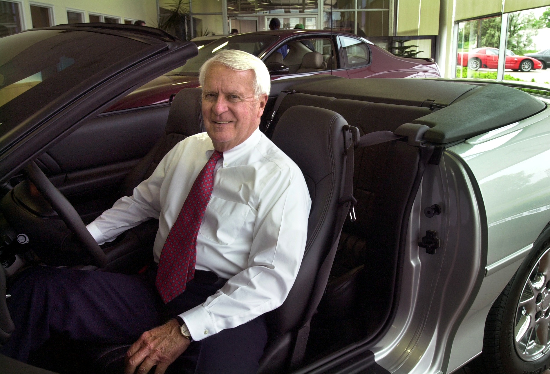 Longtime Flint automotive dealer James Applegate dies - mlive.com