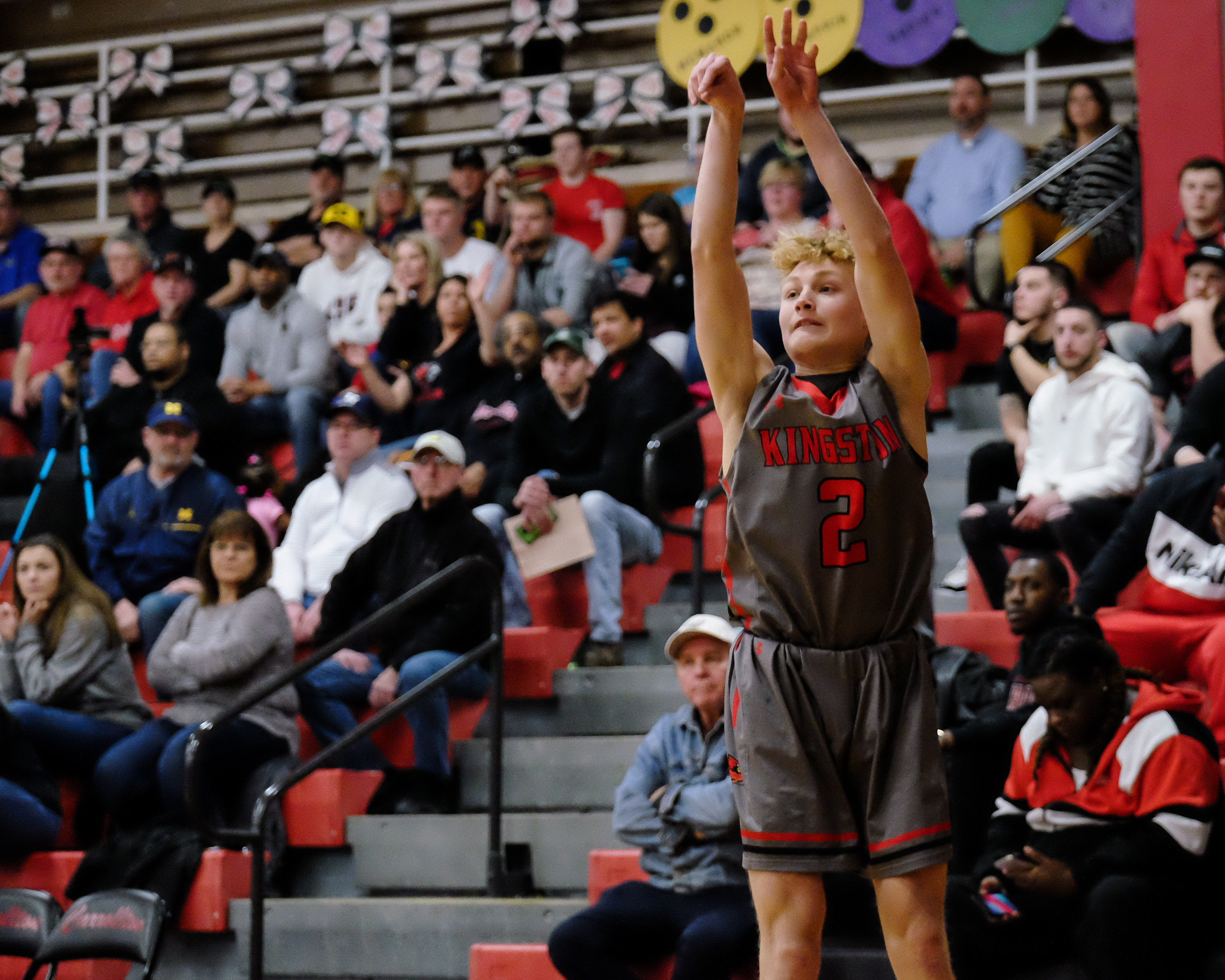 Carrollton boys basketball defeats Kingston 63-59 - mlive.com