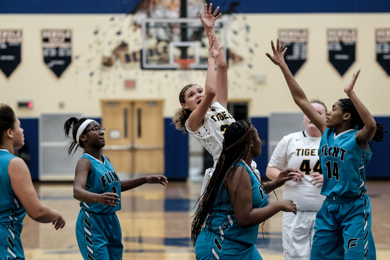 Burton Bendle Tigers defeat Flint Jaguars 4126