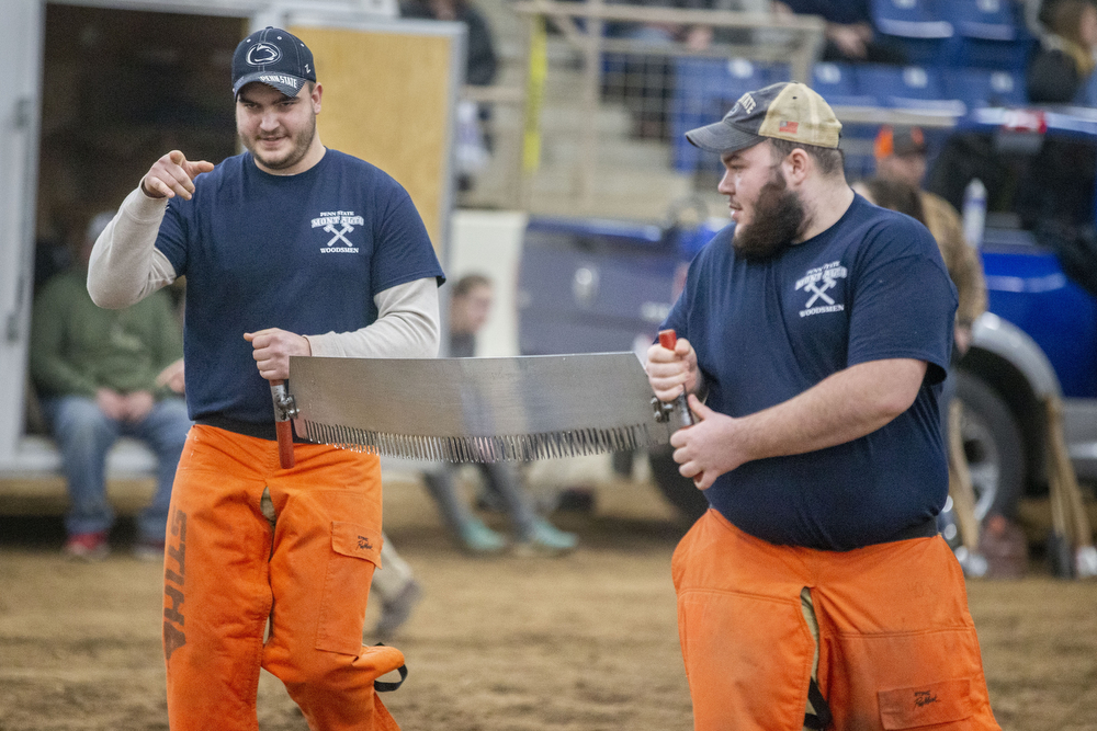Lumberjacks compete at the 2019 Pennsylvania Farm Show
