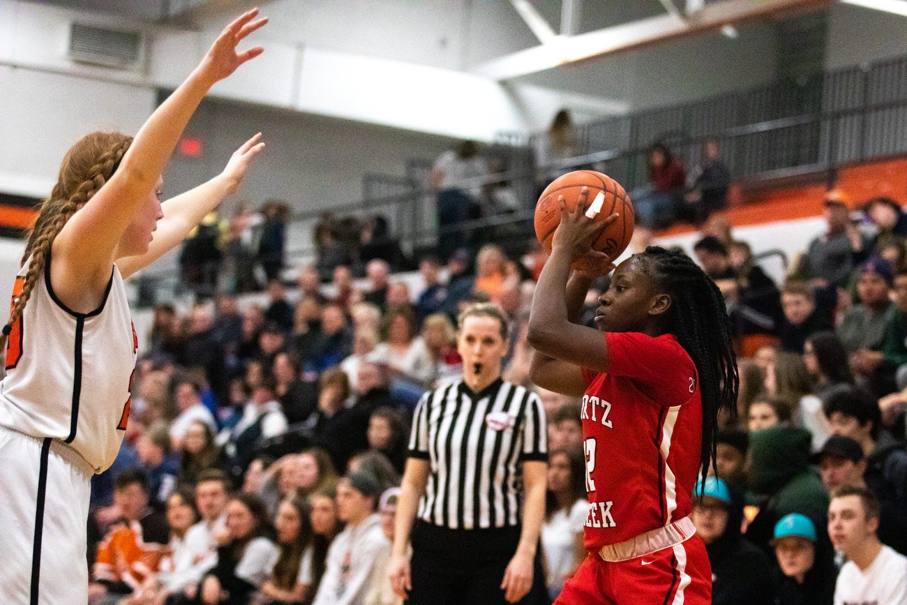 Swartz Creek girls basketball wins against Clio 4741