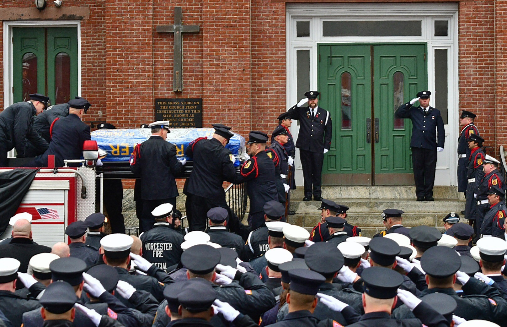 Funeral Of Worcester Fire Lt Jason Menard Hero Was Unrivaled As A Firefighter Father And Husband Masslive Com
