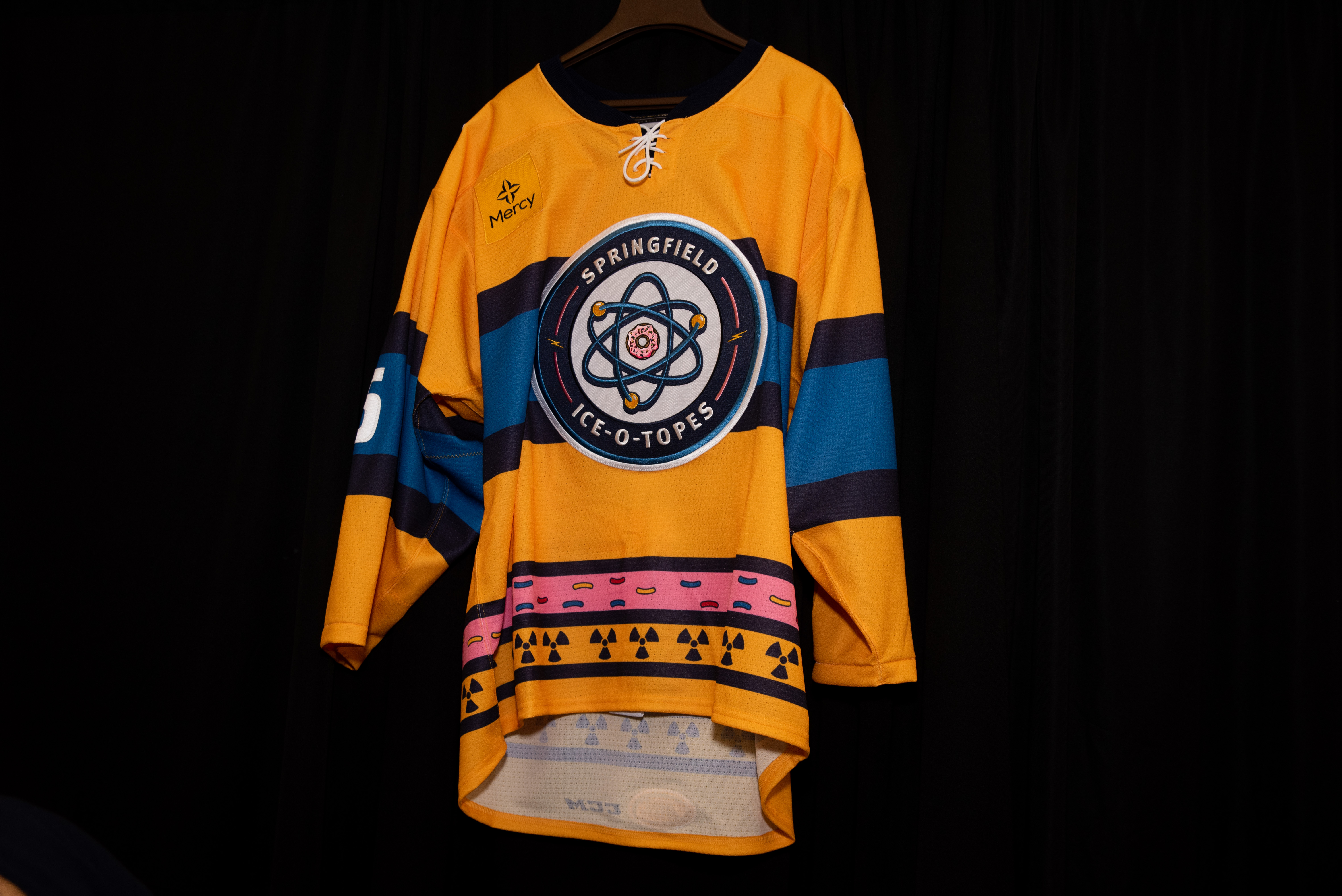 ice o topes jersey