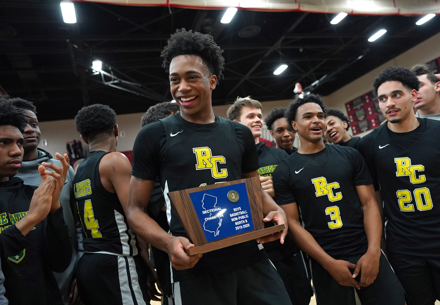 Roselle Catholic boys basketball plays Gill St. Bernard's in North ...