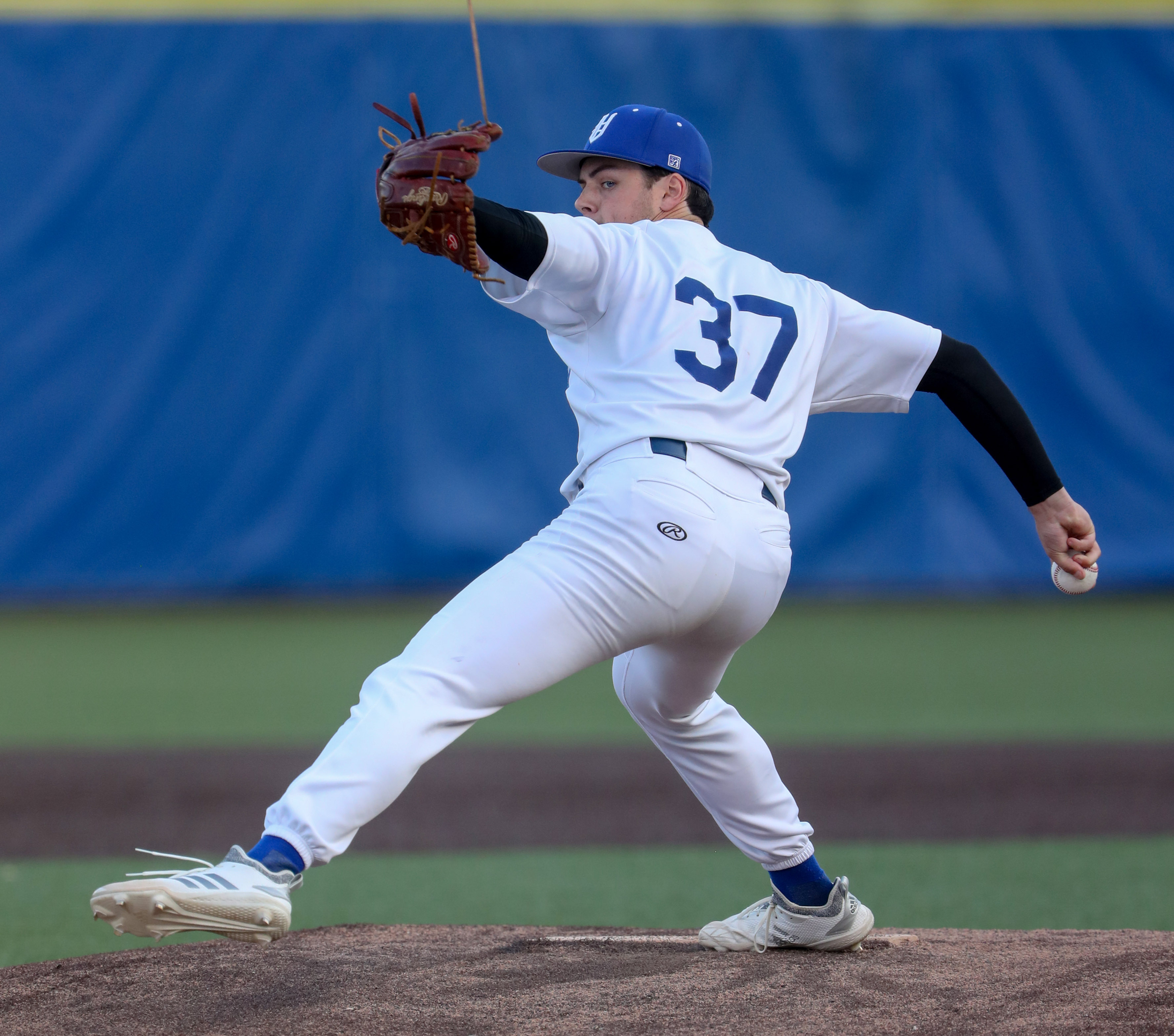 Mountain Brook at Vestavia Hills baseball