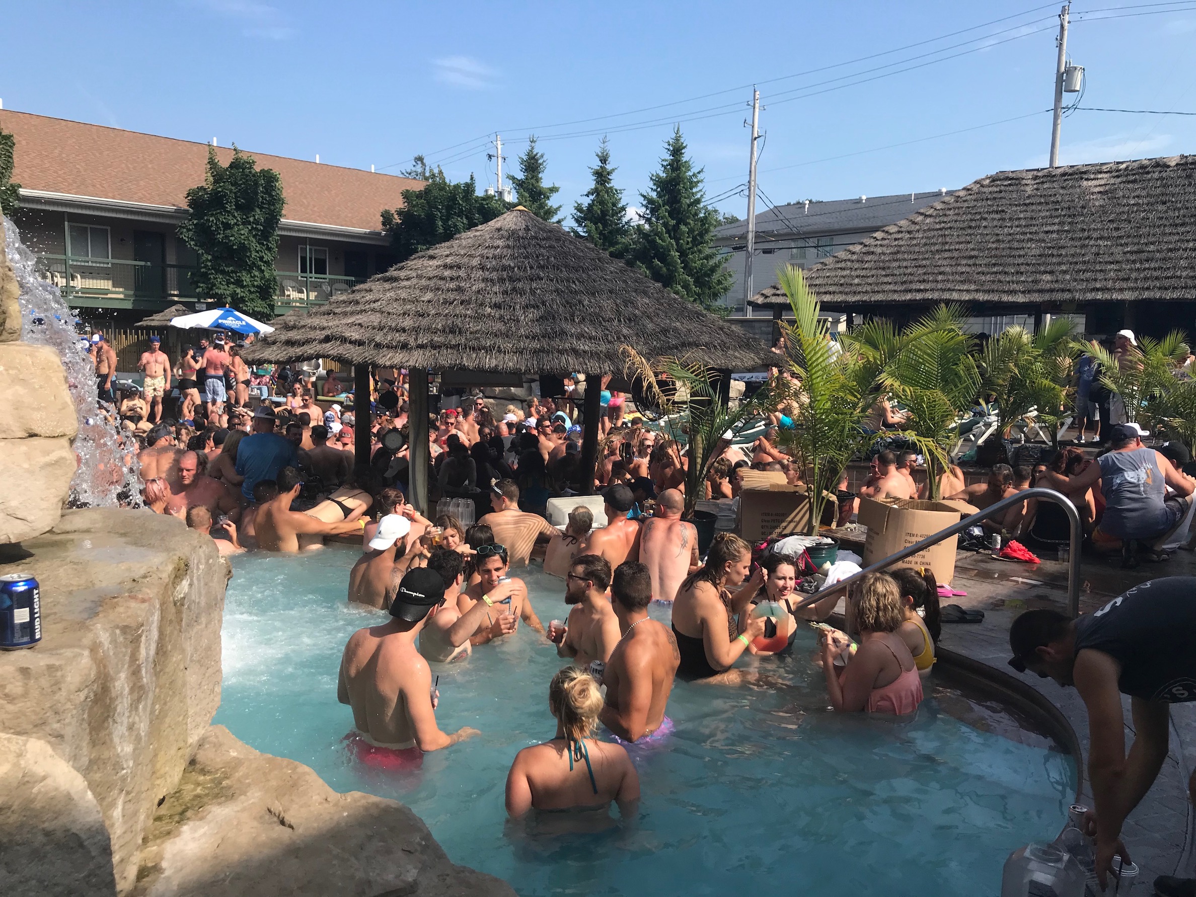 Pib Christmas In July 2022 Put-In-Bay Discouraging 'Christmas In July' Celebration, But Bracing For  Crowds Anyway - Cleveland.com