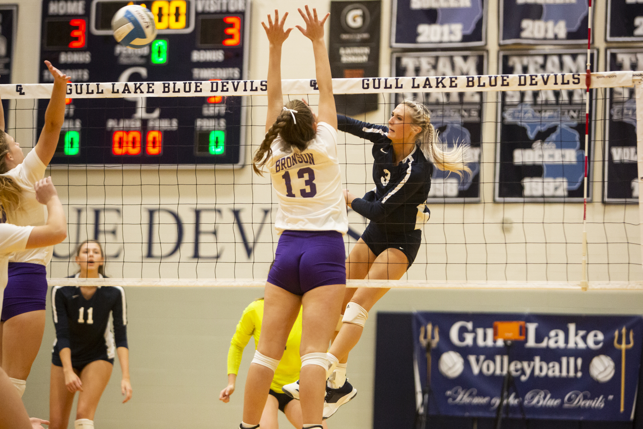 Gull Lake volleyball hosts stateranked Mattawan, Bronson for trimeet
