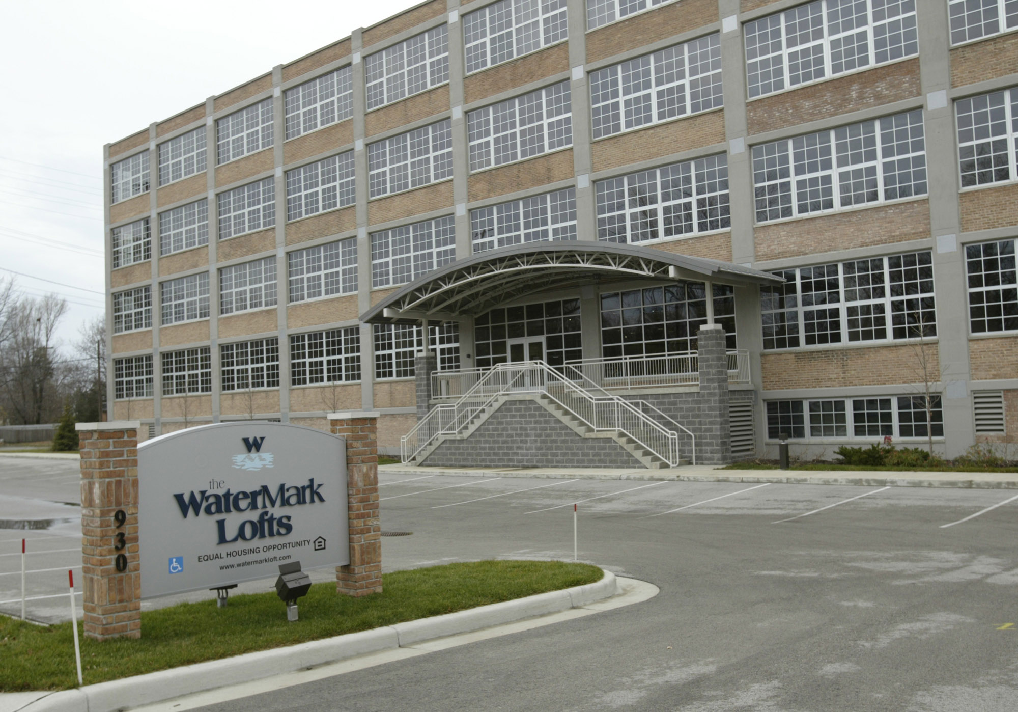 The Watermark Center in Muskegon for sale for 12M