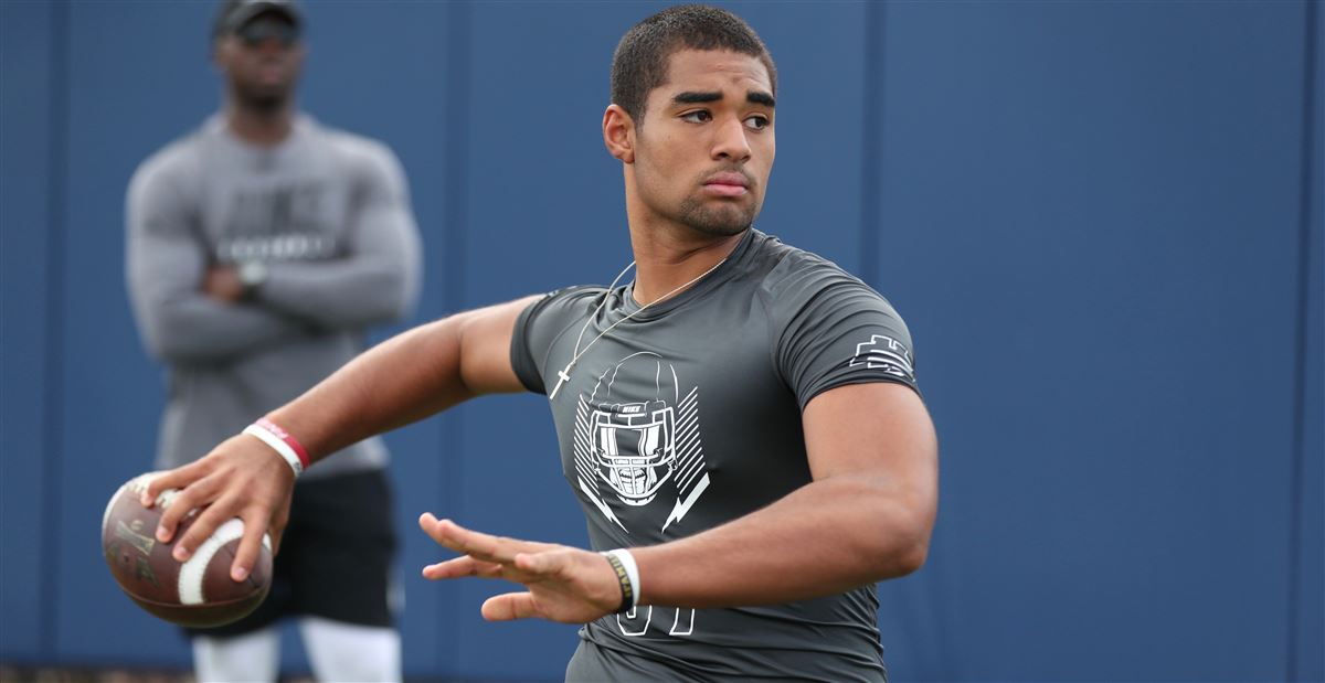 Nation S No 1 Qb Commits To Clemson Al Com