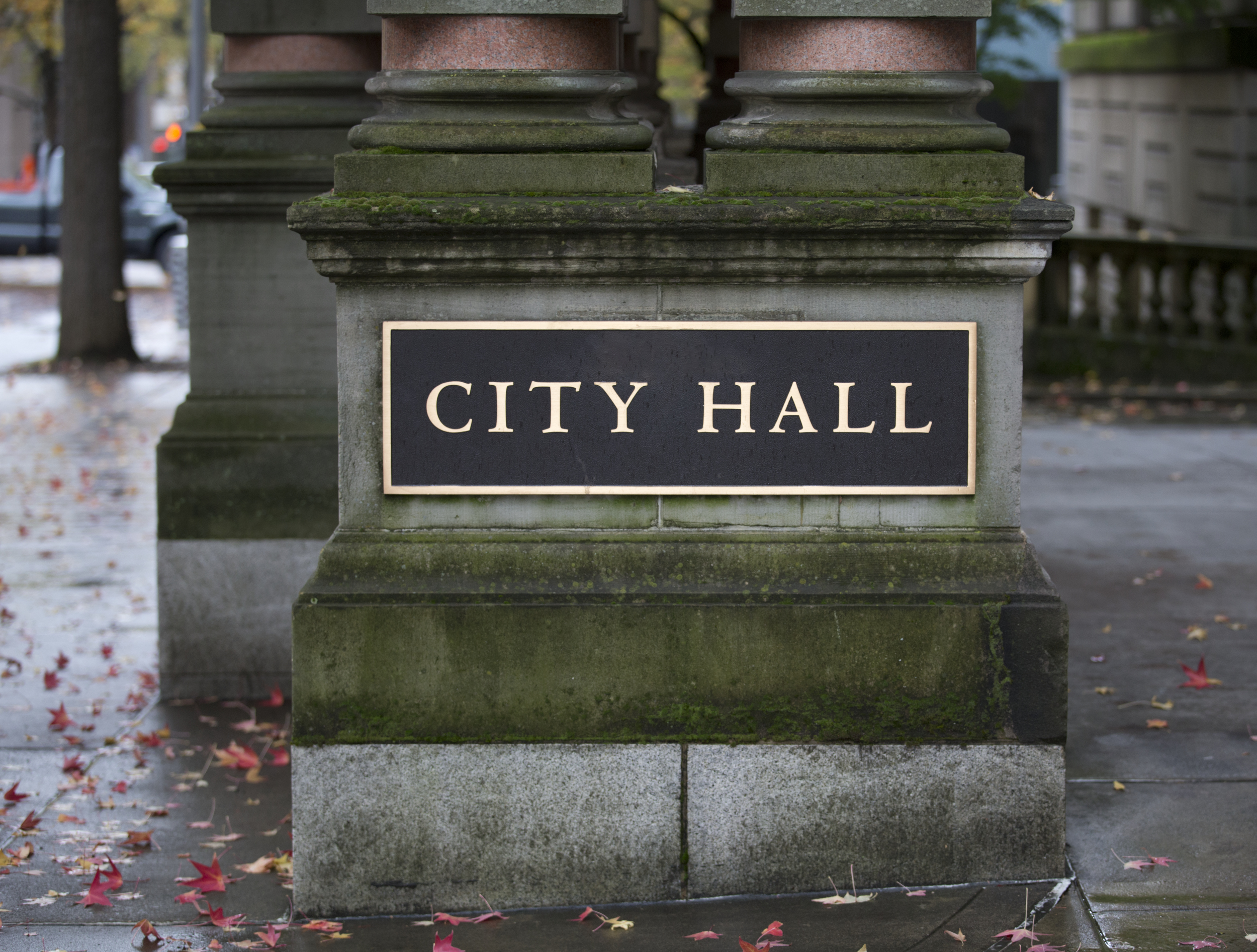 1,200 Portland employees' salaries frozen due to high pay - oregonlive.com