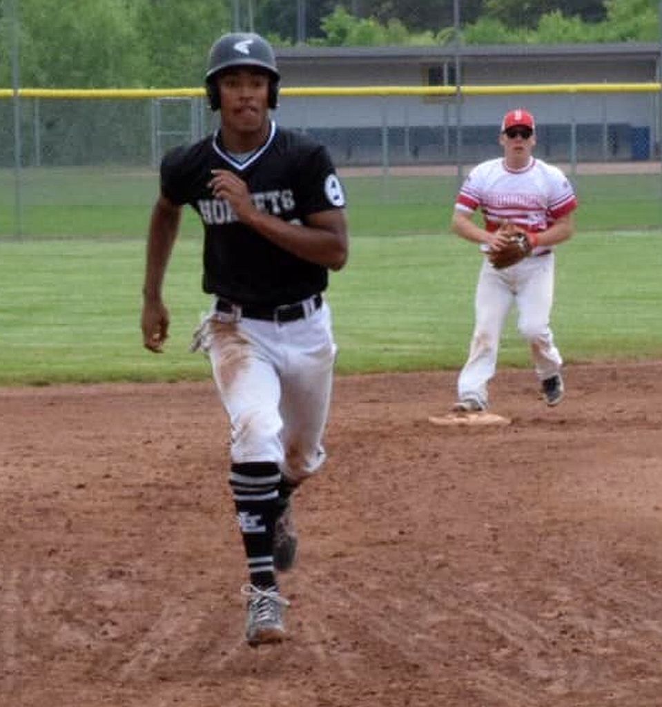 New Lothrop vs. Bentley in regional semifinal