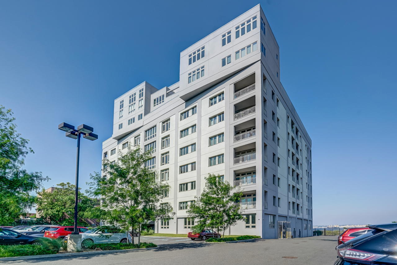 St. condo breaks record, selling for 1.82M, Realtors say