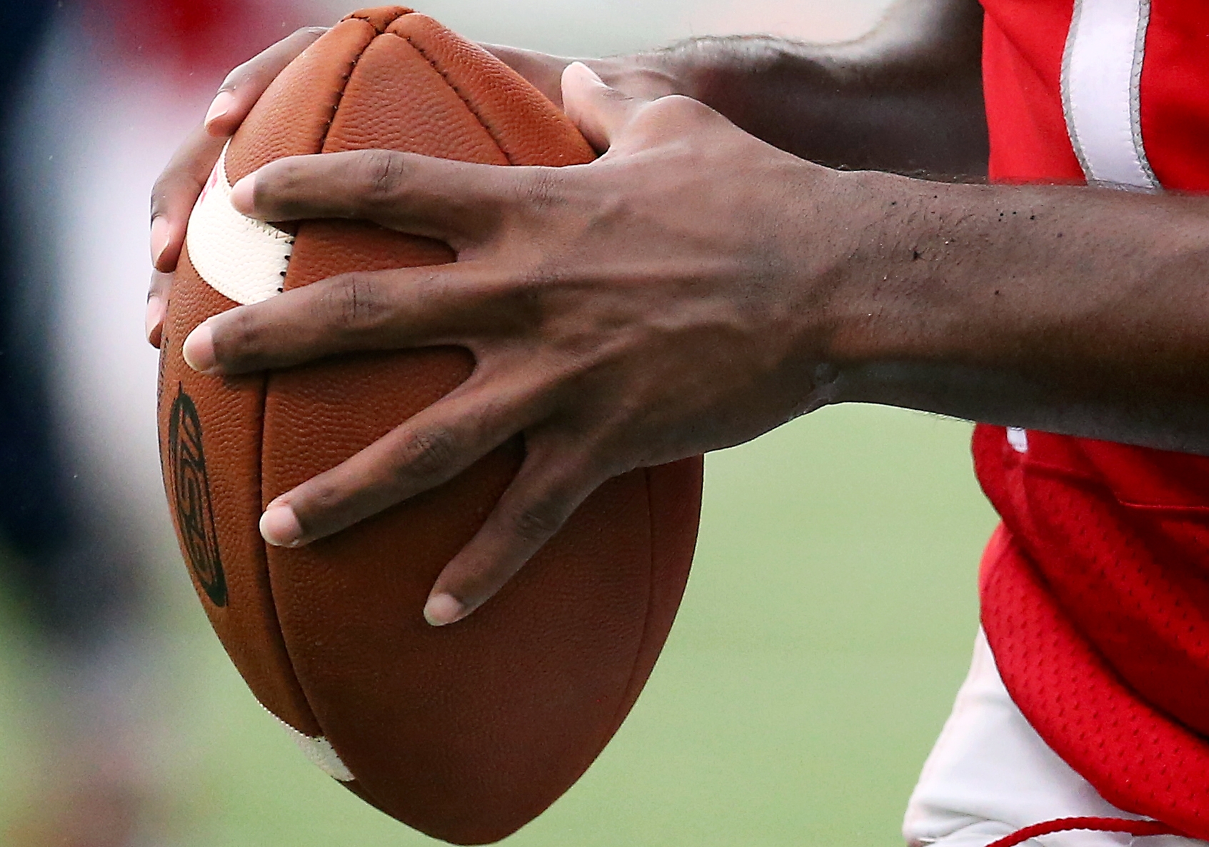 2 teens wounded in shooting at Pa. high school football game