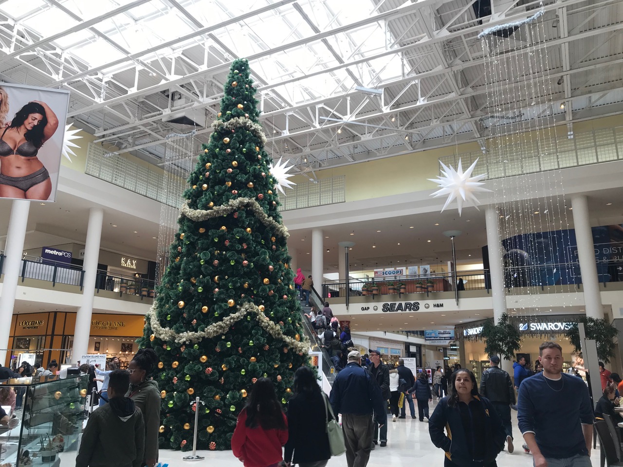 Christmas trees light up inside, outside of Staten Island Mall