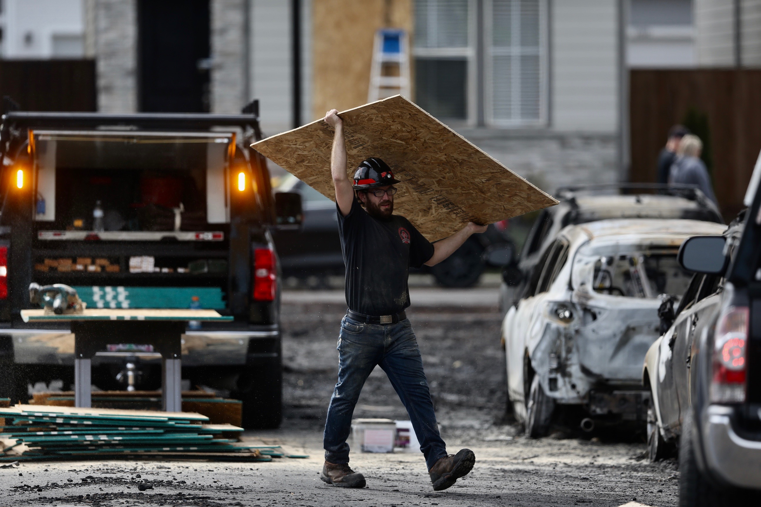 Wilsonville apartment fire
