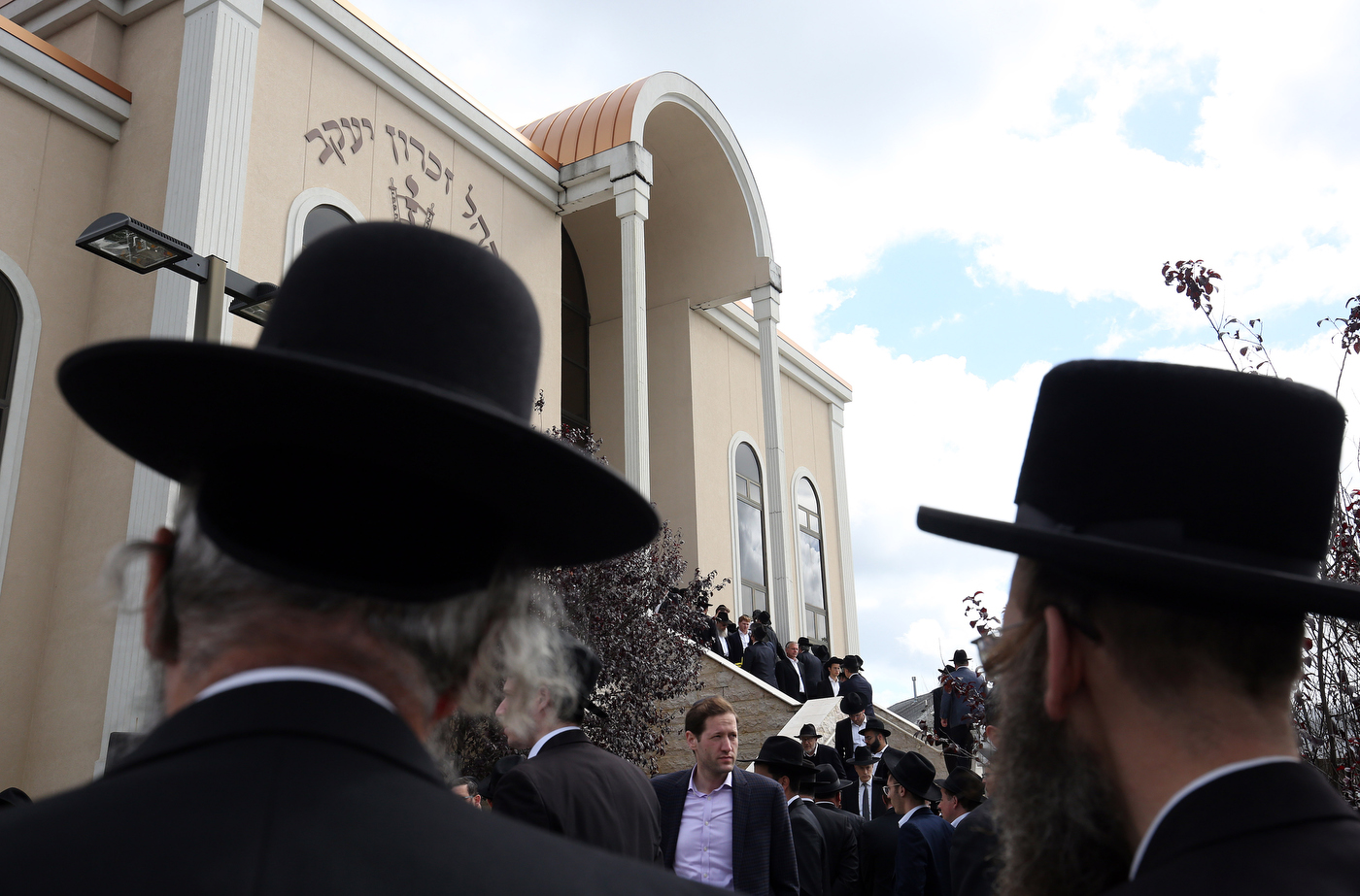 Funeral for Rabbi Shlomo Gissinger Zatzal. Sept. 13, 2019