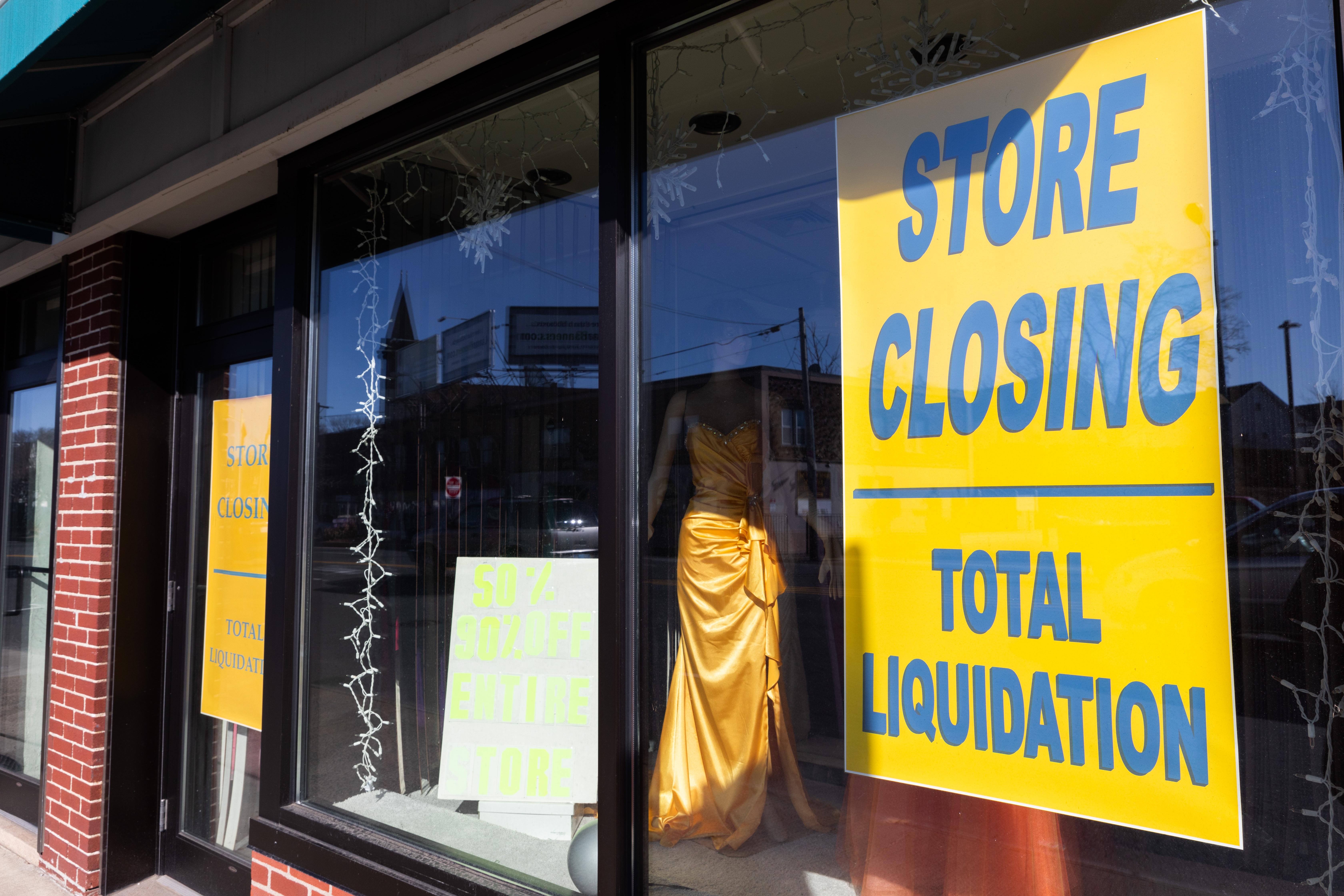 Modern Bridal in Indian Orchard closing its door - masslive.com