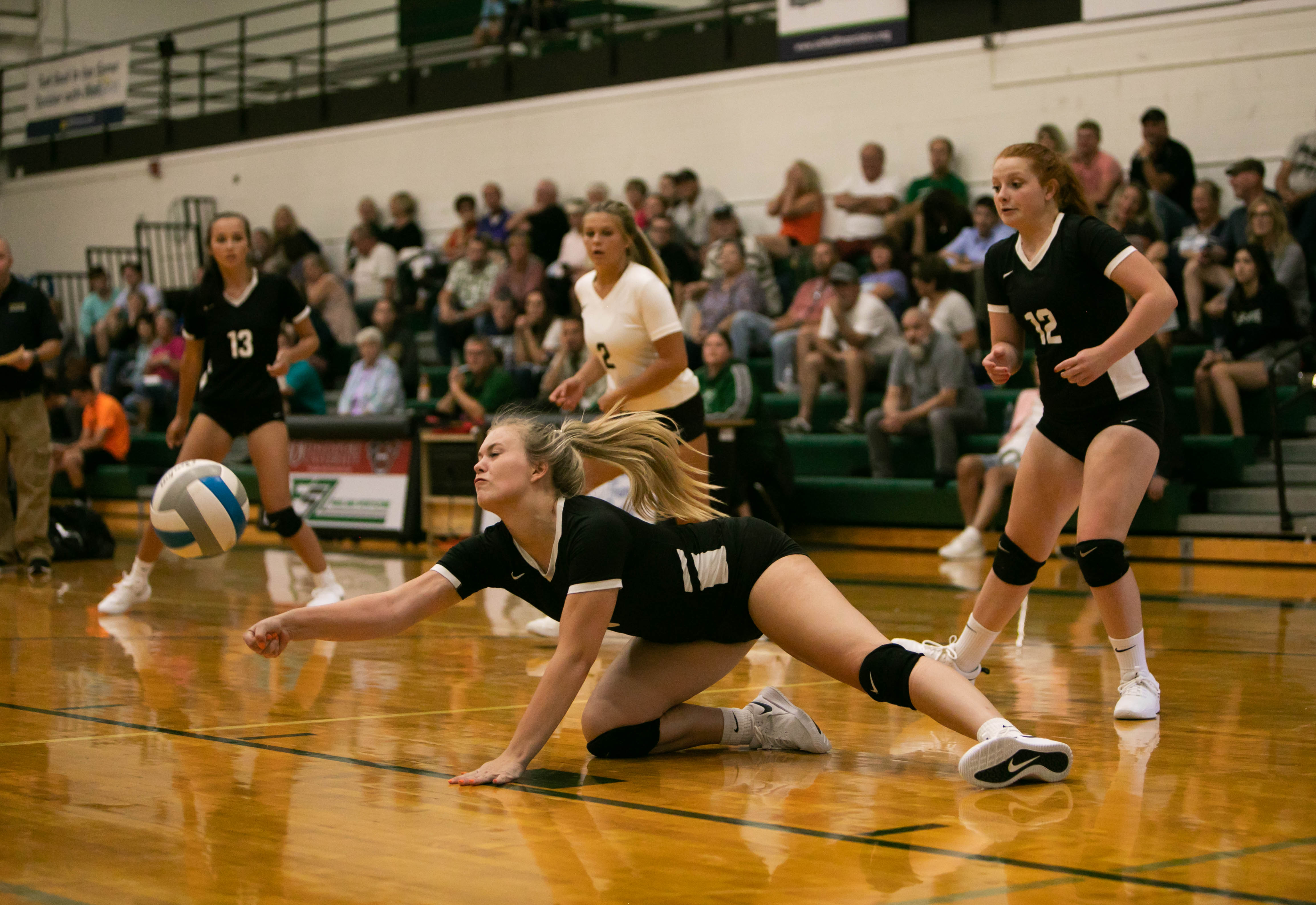 Freeland varsity volleyball quad meet