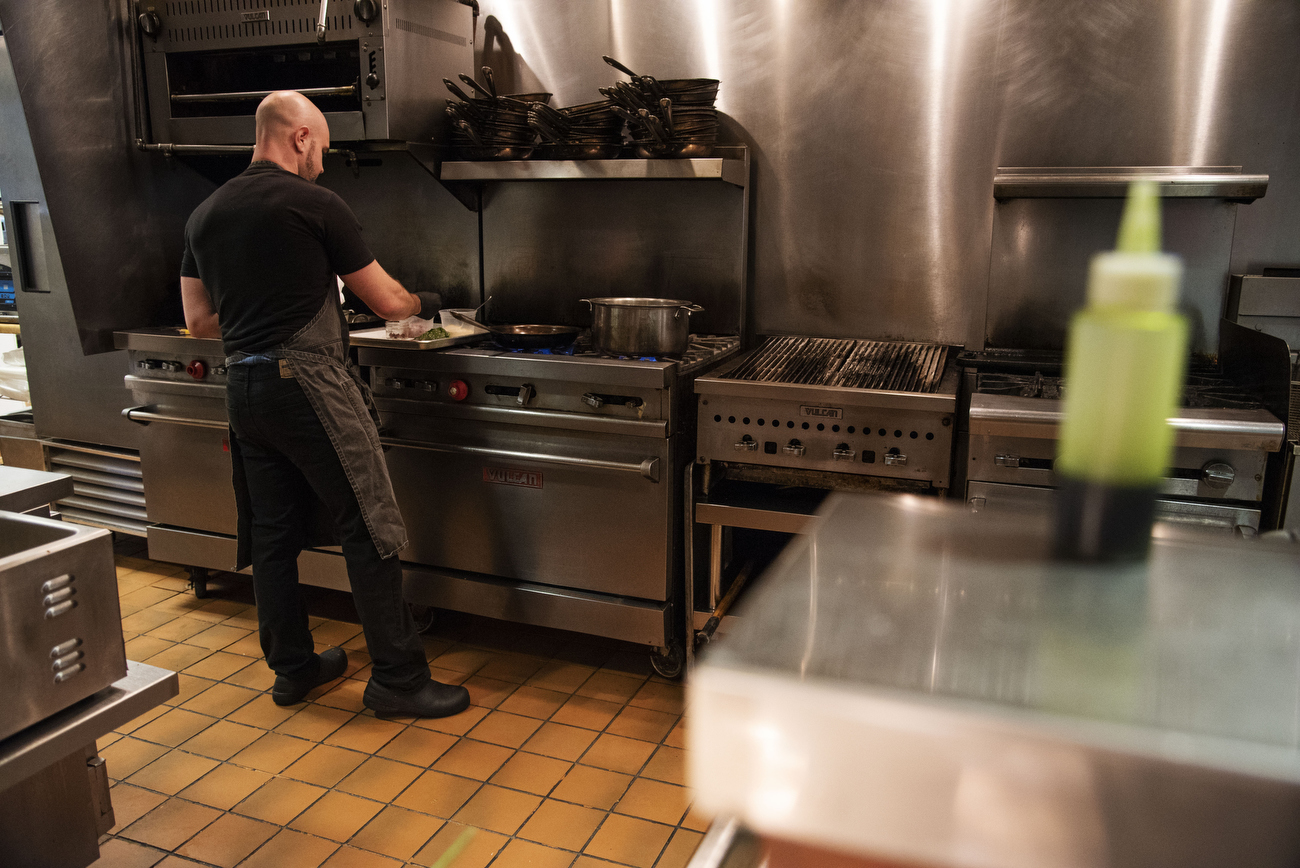 Joe VanWagner takes over as head chef at Evan's Street Station