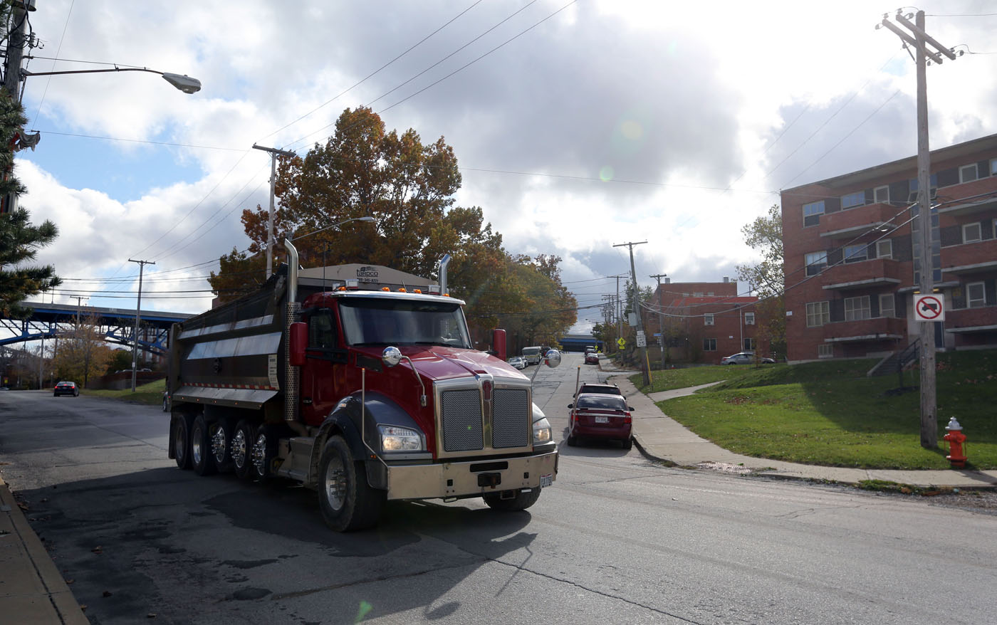 Lakeview Terrace Estates truck traffic