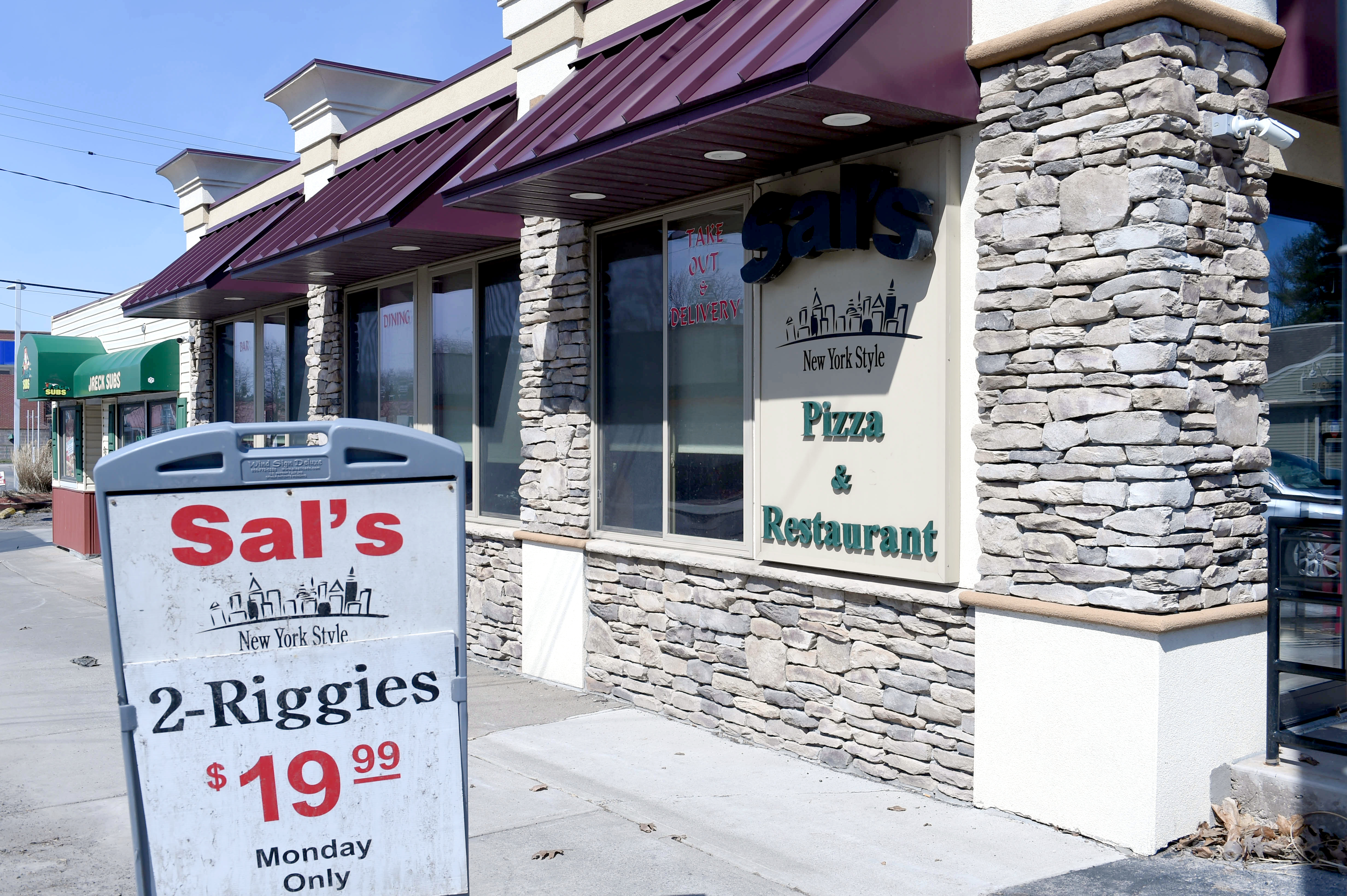 Sal's Pizzeria