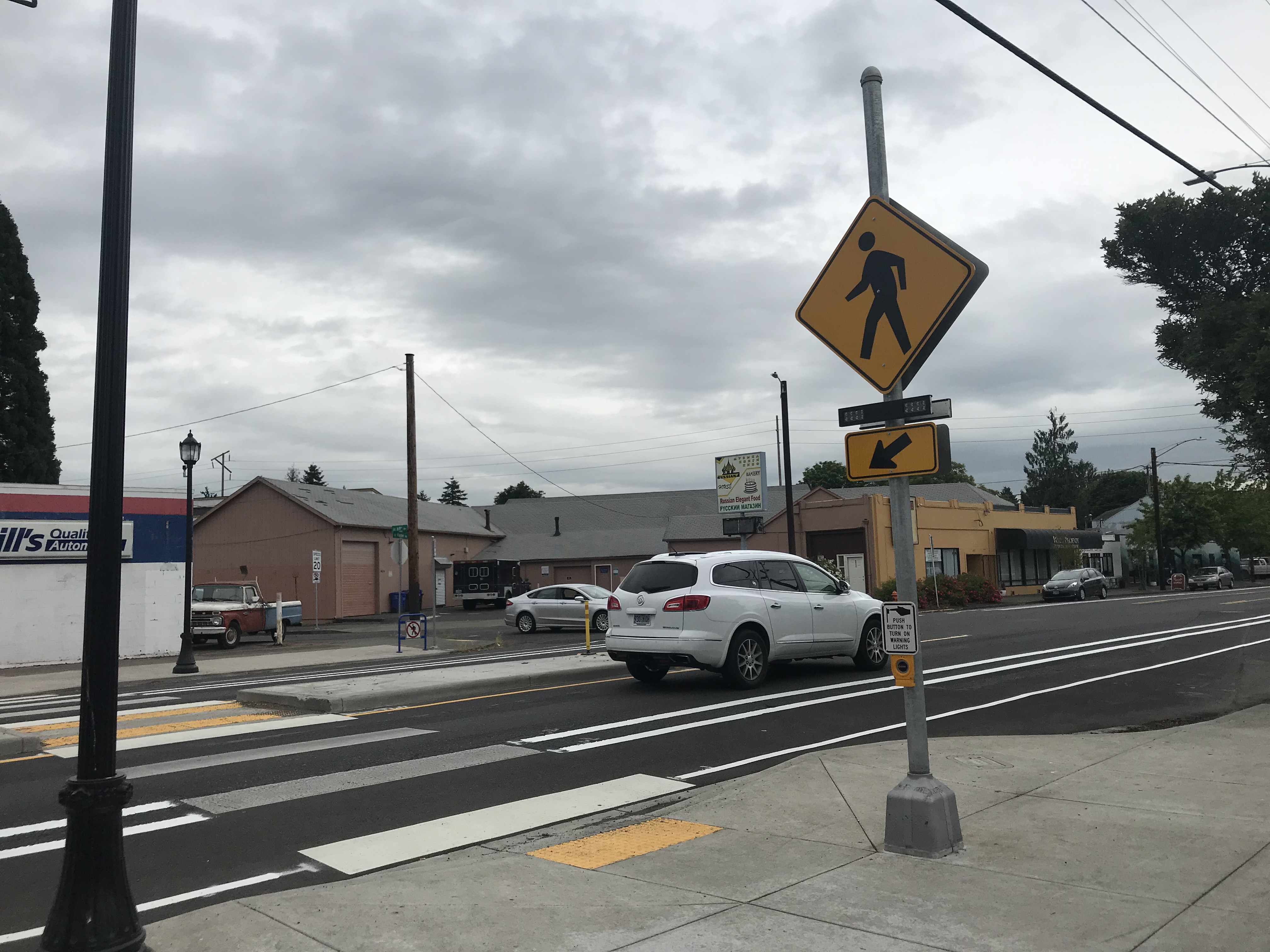 Foster Road gets bike lanes - oregonlive.com