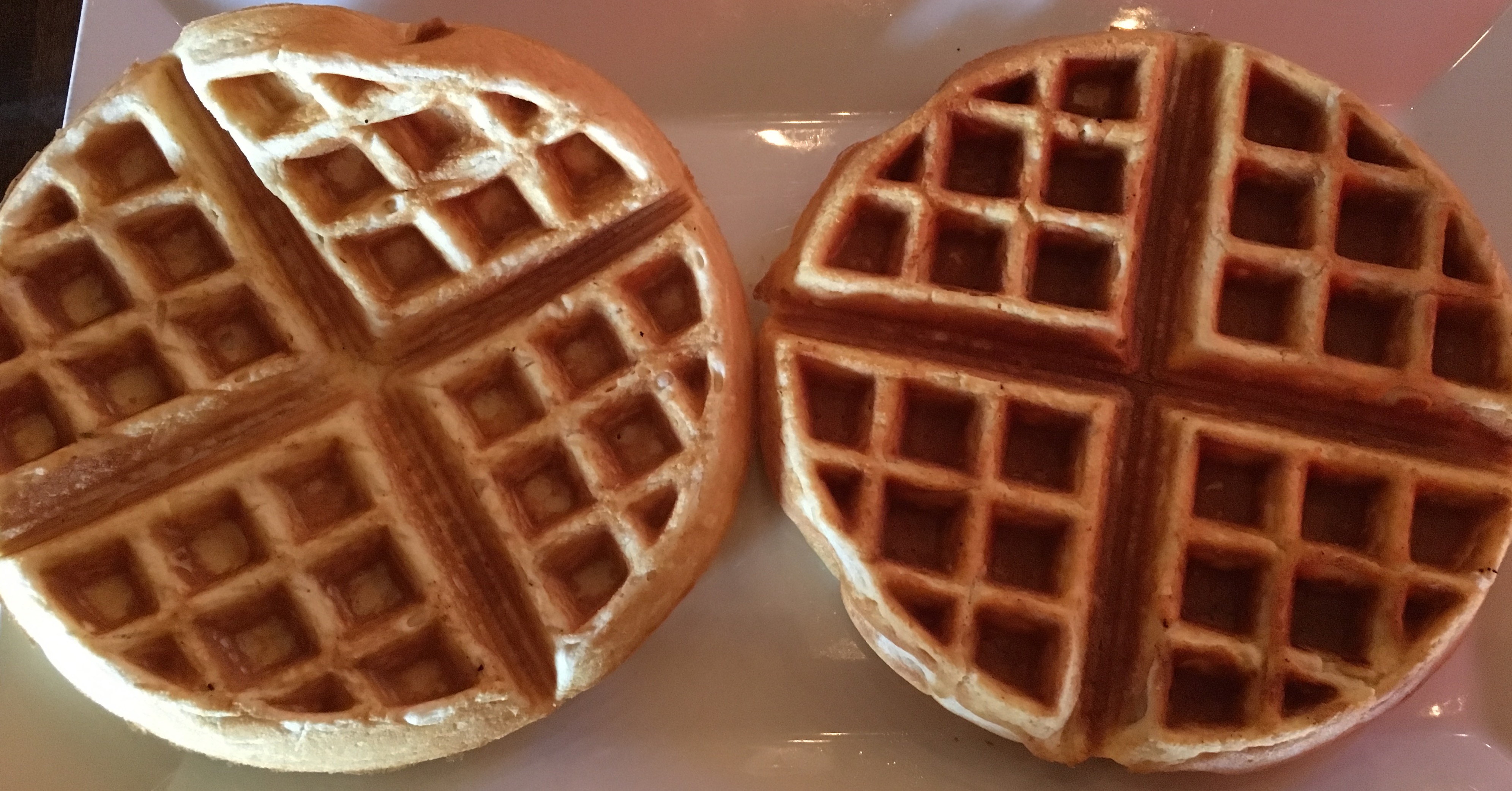 Red Lantern Kitchen & Bar