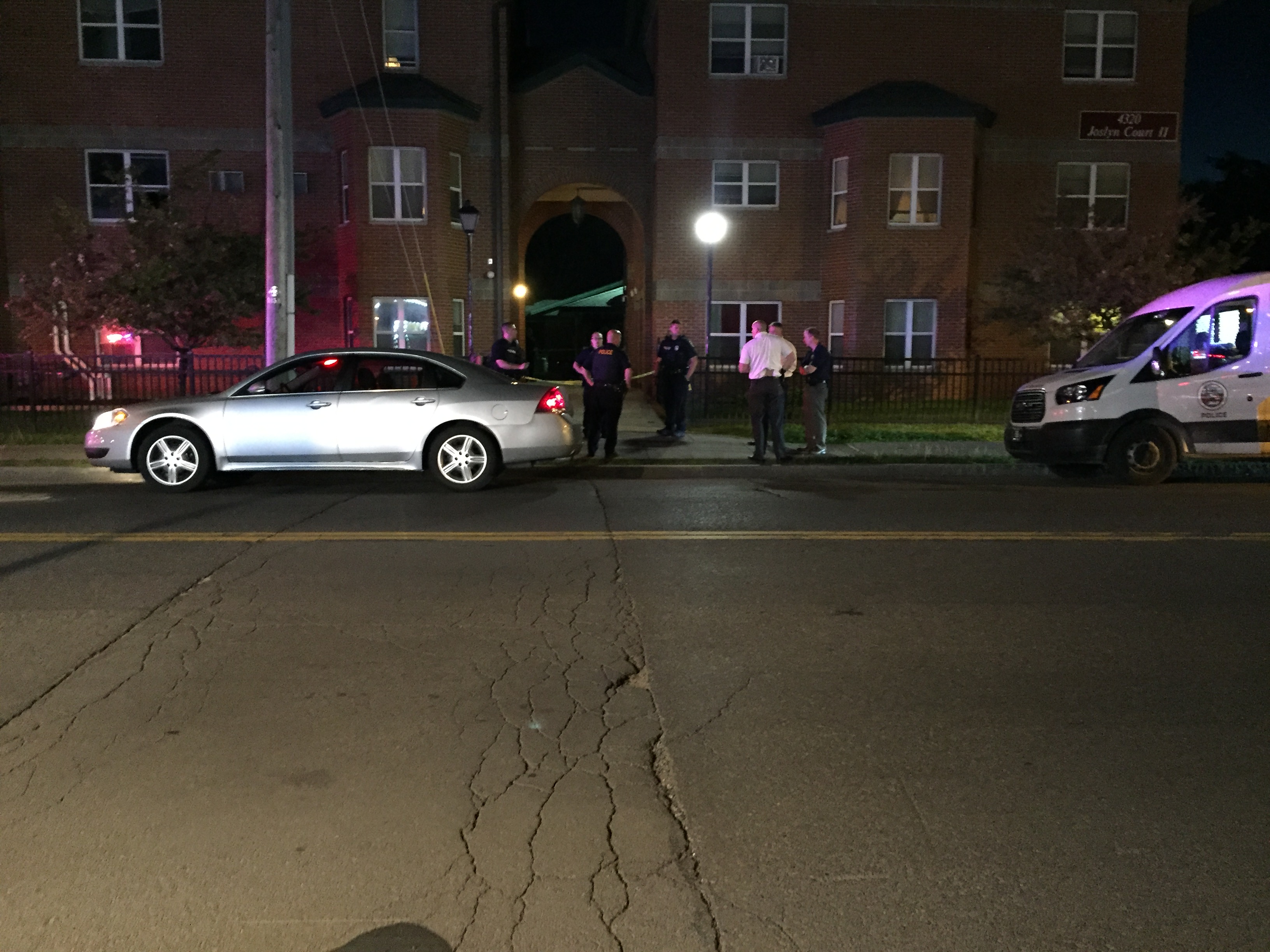 Syracuse police investigate reported shooting at 2 crime scenes