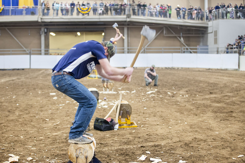 Lumberjacks compete at the 2019 Pennsylvania Farm Show