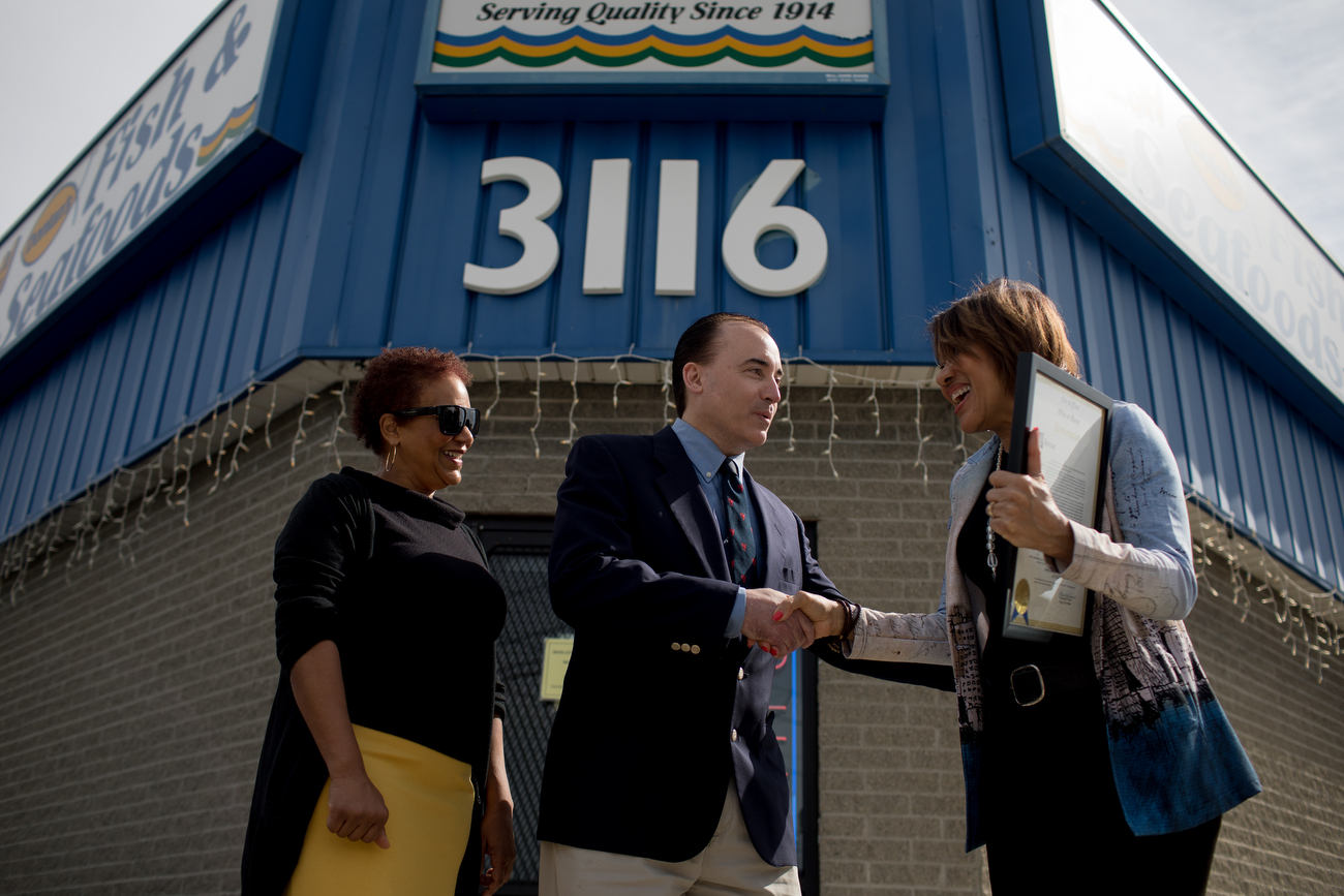 Flint seafood business celebrates 105 years - mlive.com