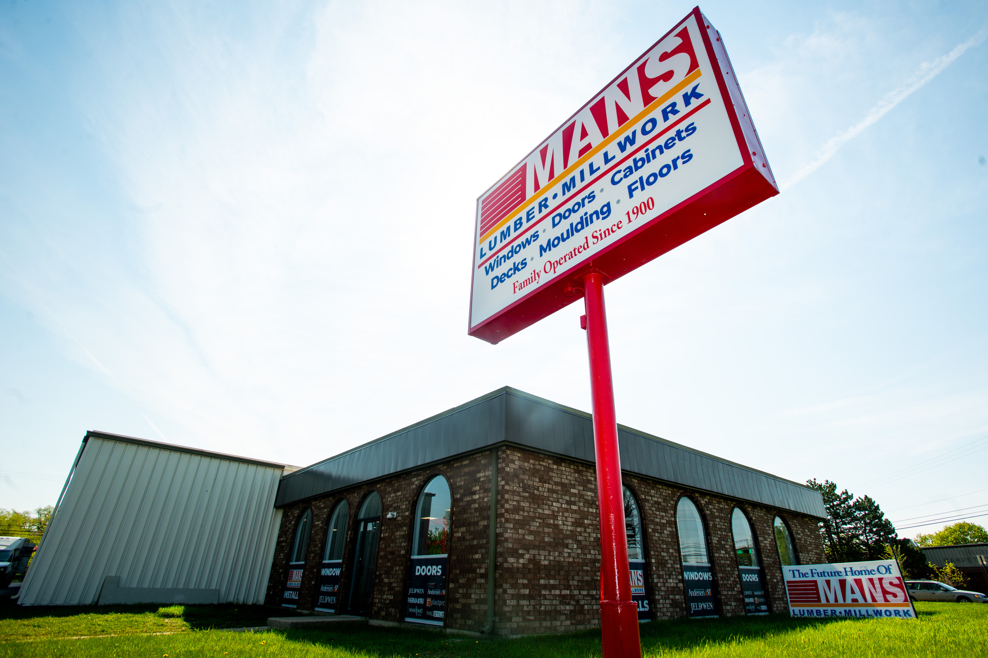 Mans lumber brings on former Fingerle employees, opens at 2275 S