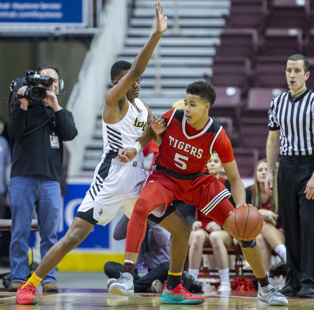 Moon beats Archbishop Wood by 10 for PIAA Class 5A 2019 Boys ...