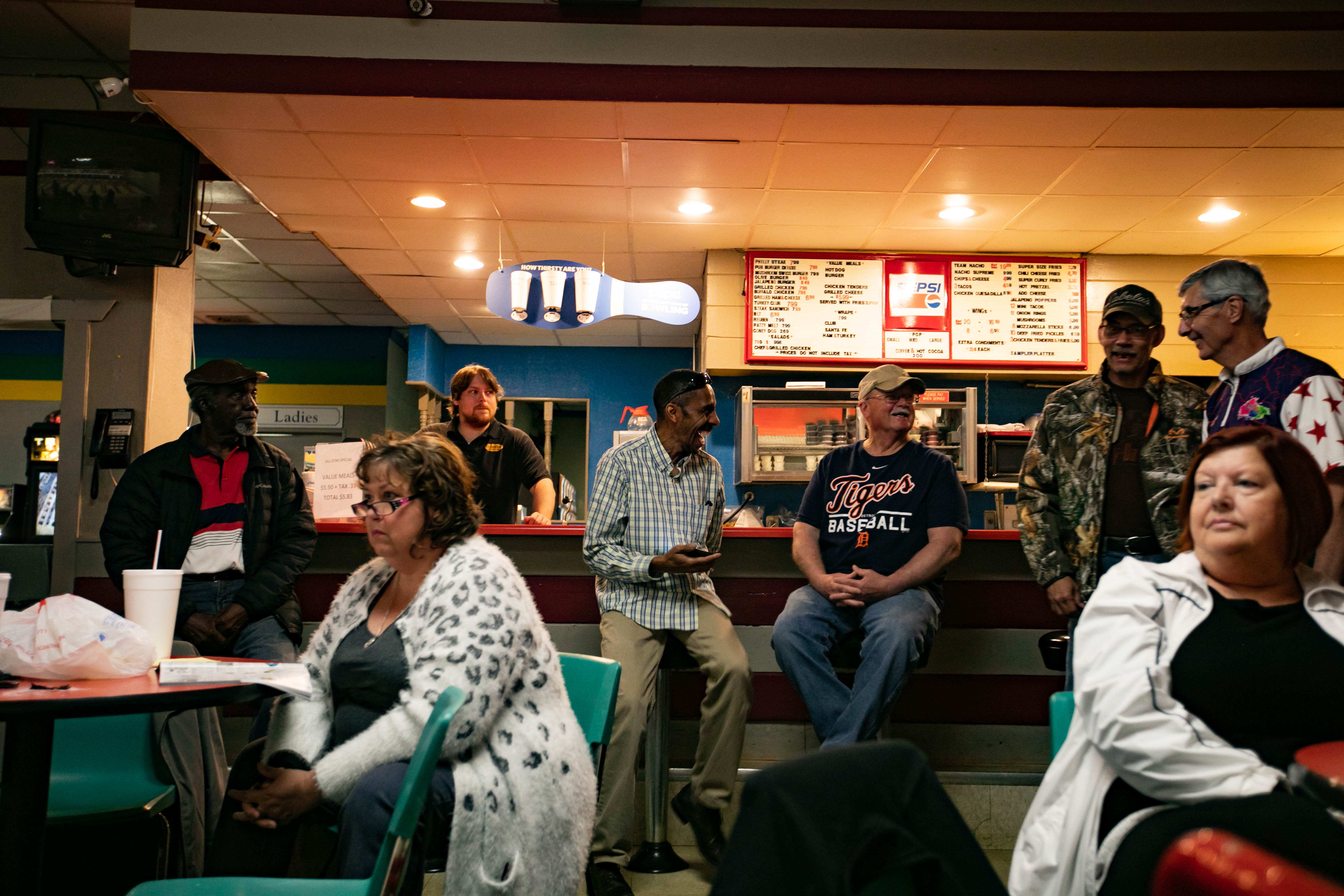 Flint and Saginaw AllStars celebrate 50 years of Bowling