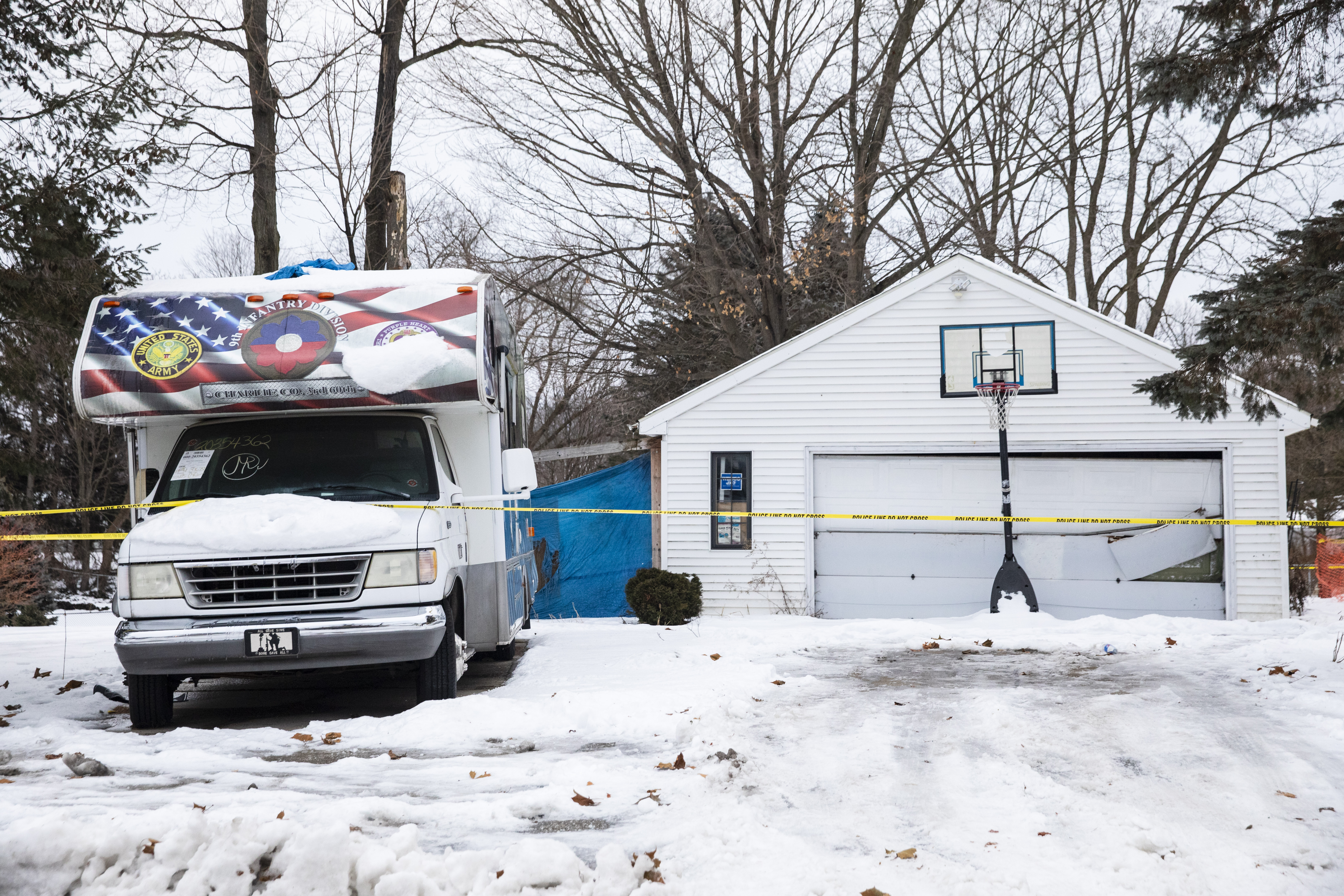 One dead in fatal house fire in Kalamazoo Township - mlive.com