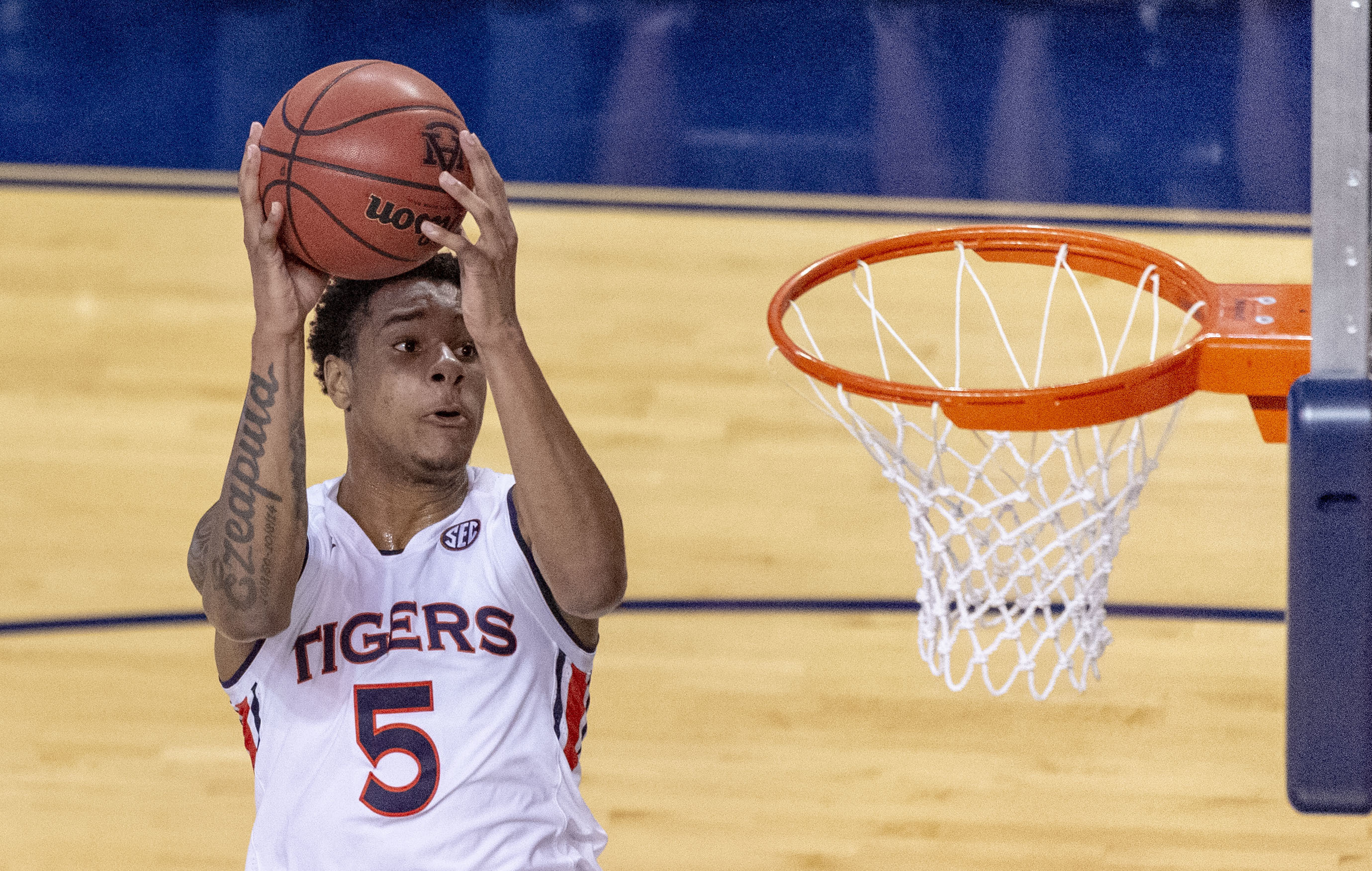auburn-basketball-remains-in-top-10-of-latest-ap-poll-al