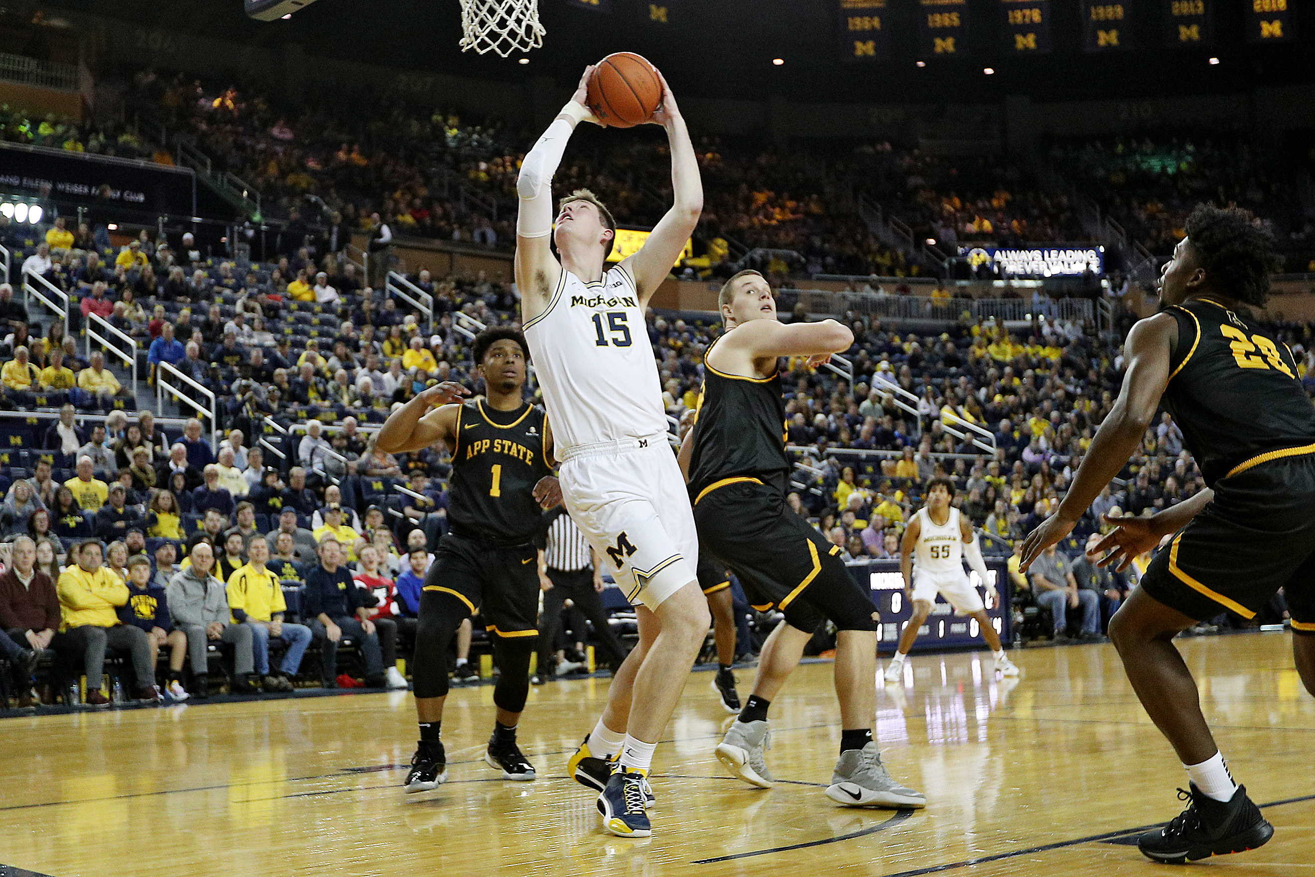 College basketball: Michigan vs. Appalachian State - November 5, 2019 ...