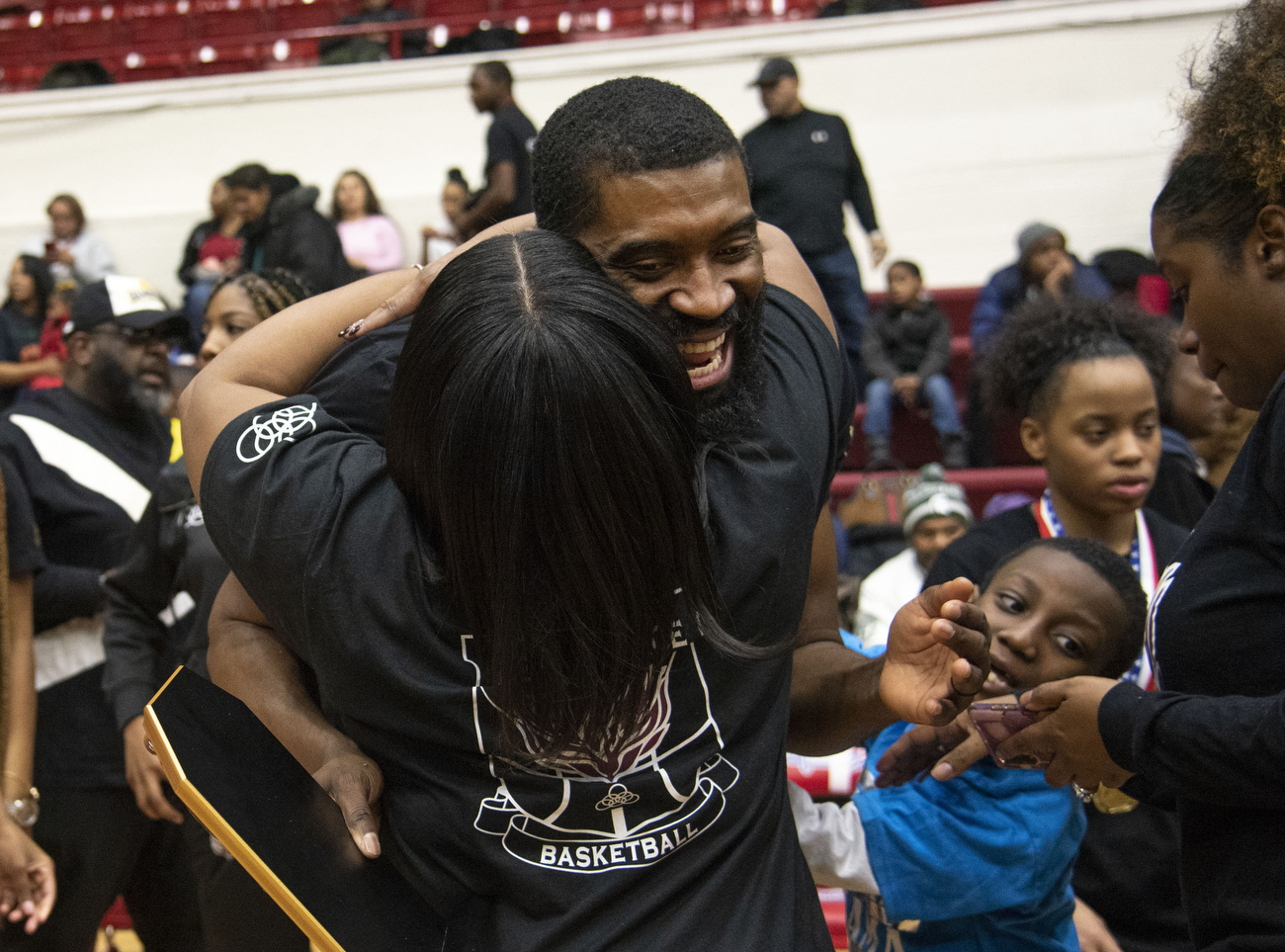 Detroit Renaissance girls defeated Cass Tech 8155 to claim