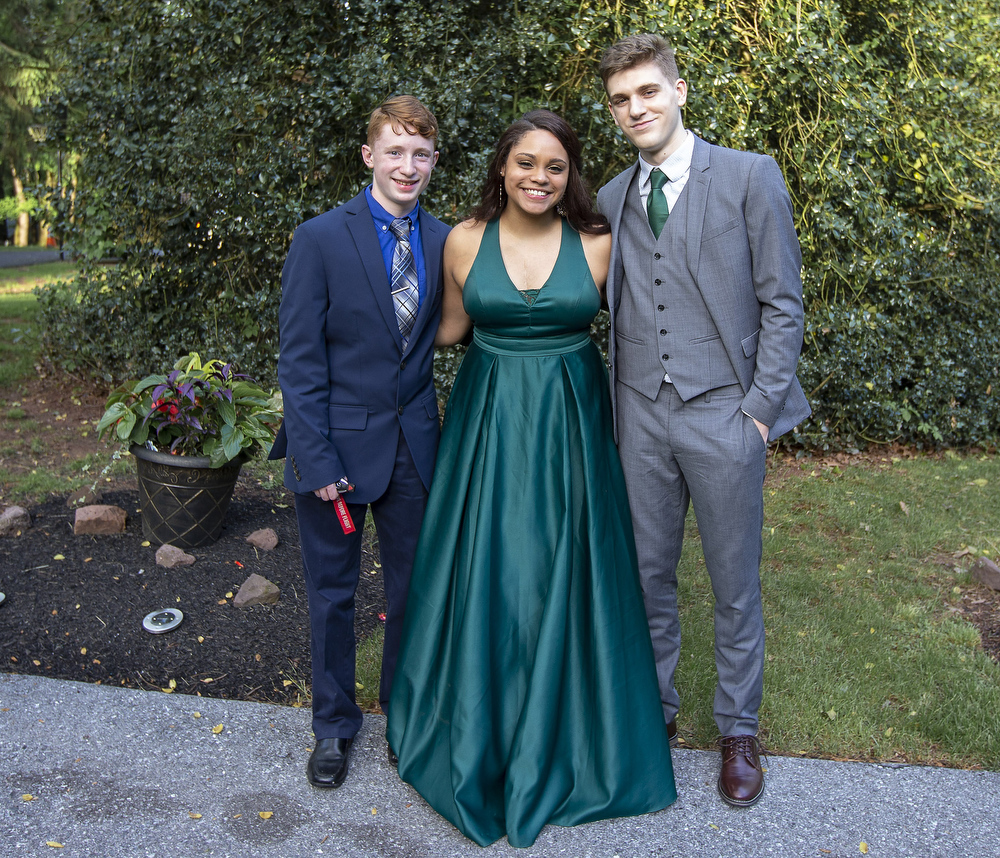 Lebanon Catholic School Prom 2019 - pennlive.com