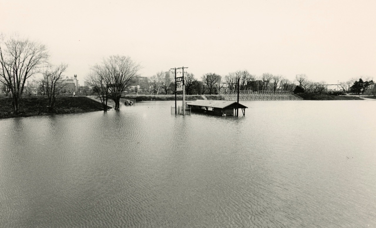 Harrisburg’s City Island under water through the years vintage photos