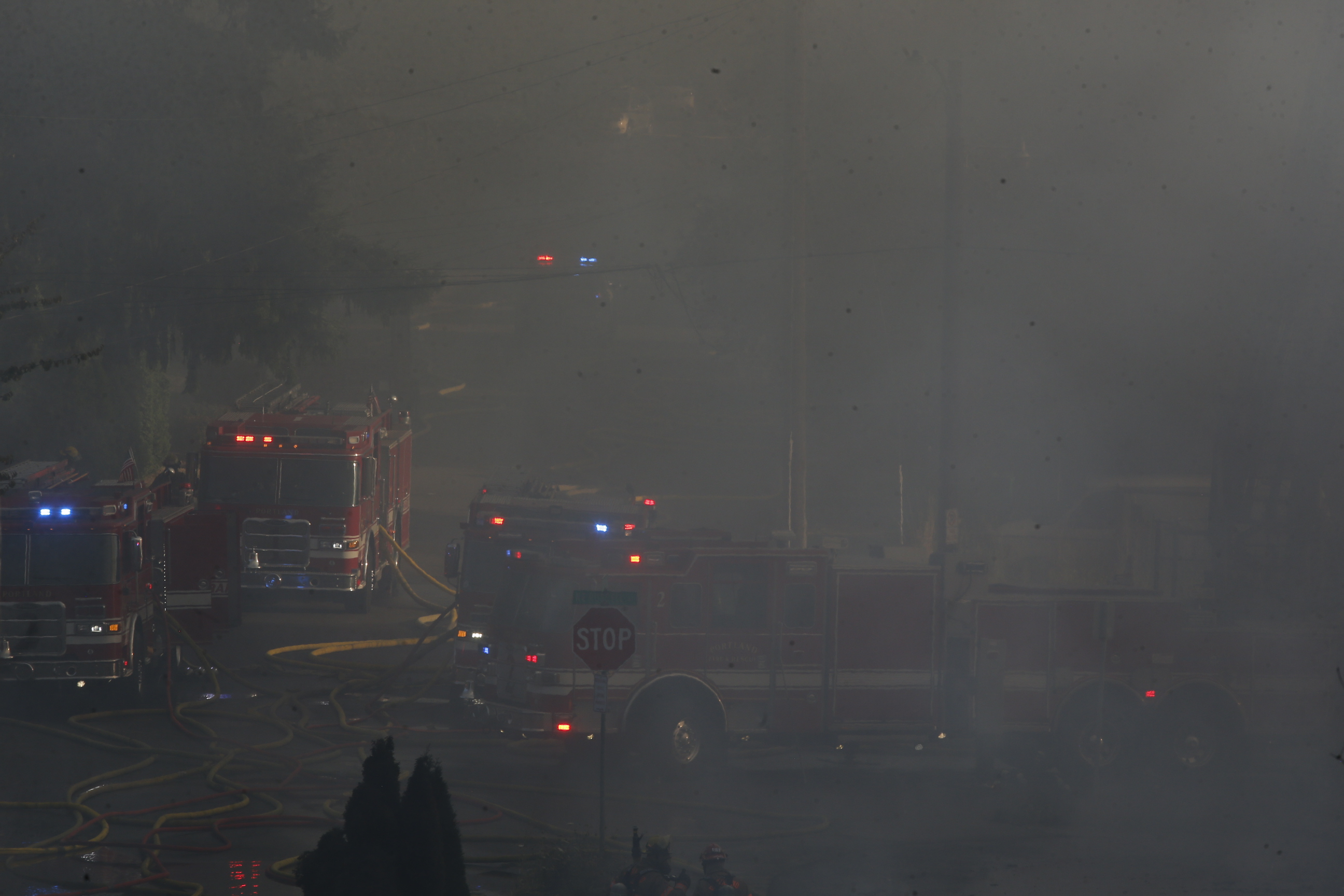Fire spreads in Northeast Portland - oregonlive.com