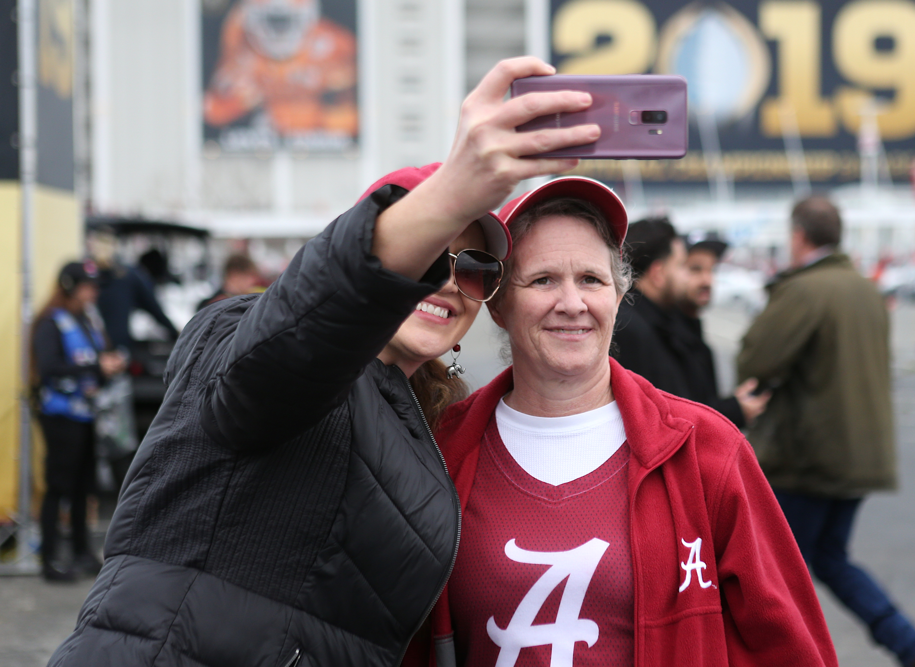 Alabama, Clemson fans converge on College Football Playoff title game ...