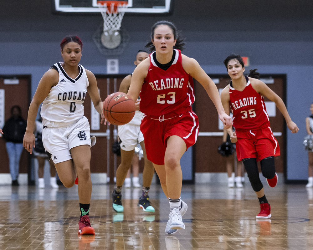 Harrisburg defeats Reading in first round of D36A girls basketball