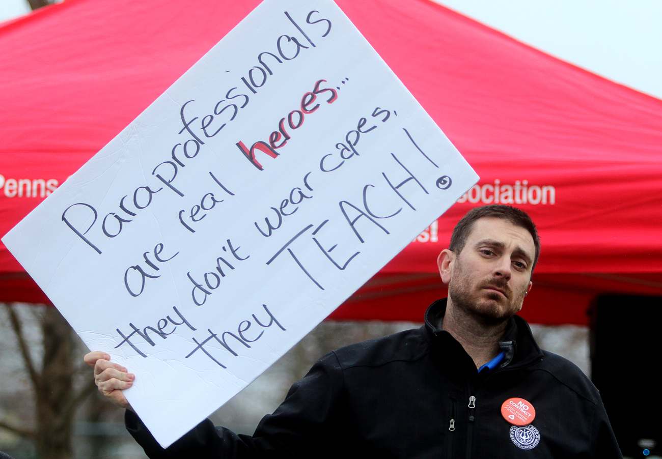 Penns Grove-Carneys Point School employees Association members protest ...