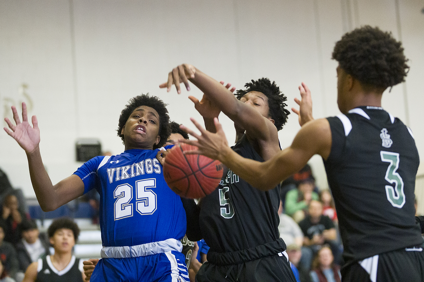 Union Catholic vs. St. Joseph's (Metuchen) Hearts 2 Hands Invitational ...